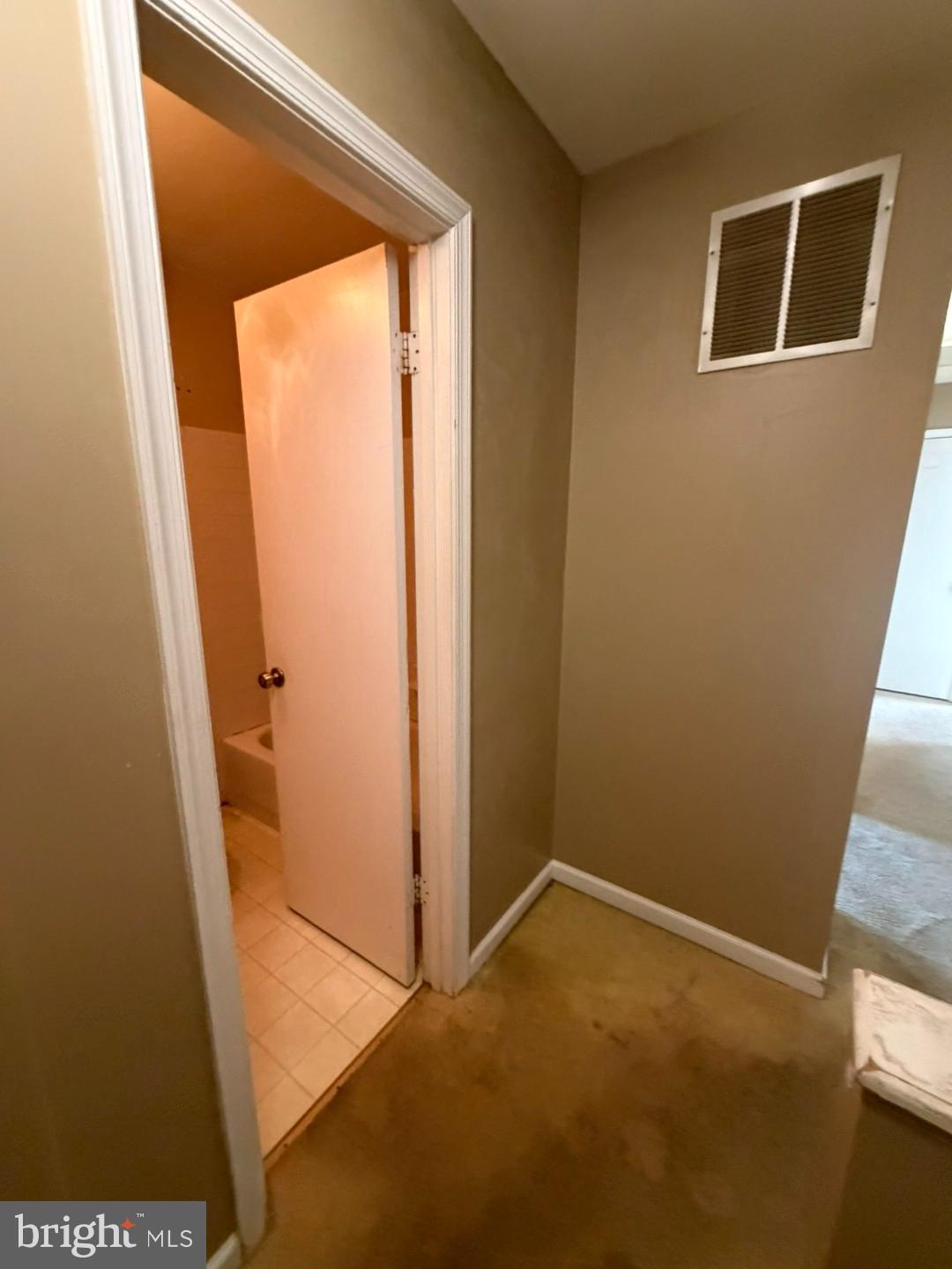 SHARONDALE EAST - Residential