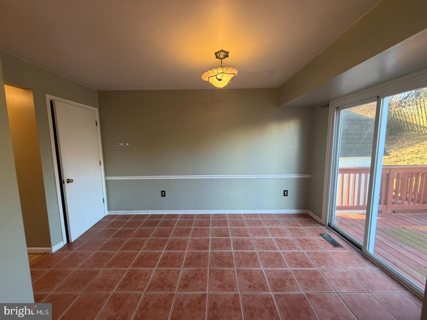 SHARONDALE EAST - Residential