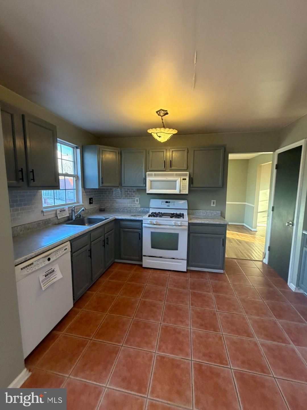 SHARONDALE EAST - Residential