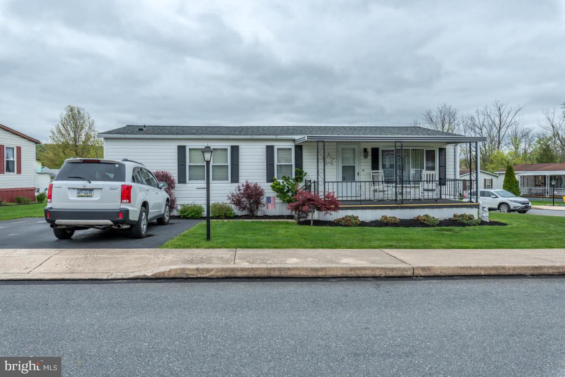 STONY RUN VILLAGE - Residential