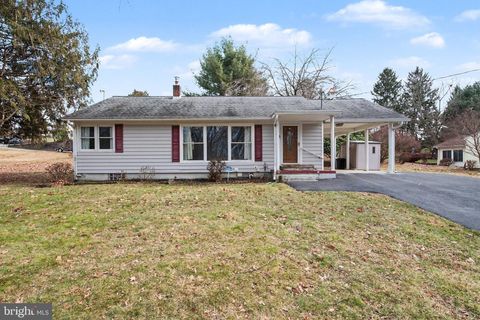 Photo of 730 Shady Drive, HARRISBURG, PA 17111 (MLS # PADA2052590)