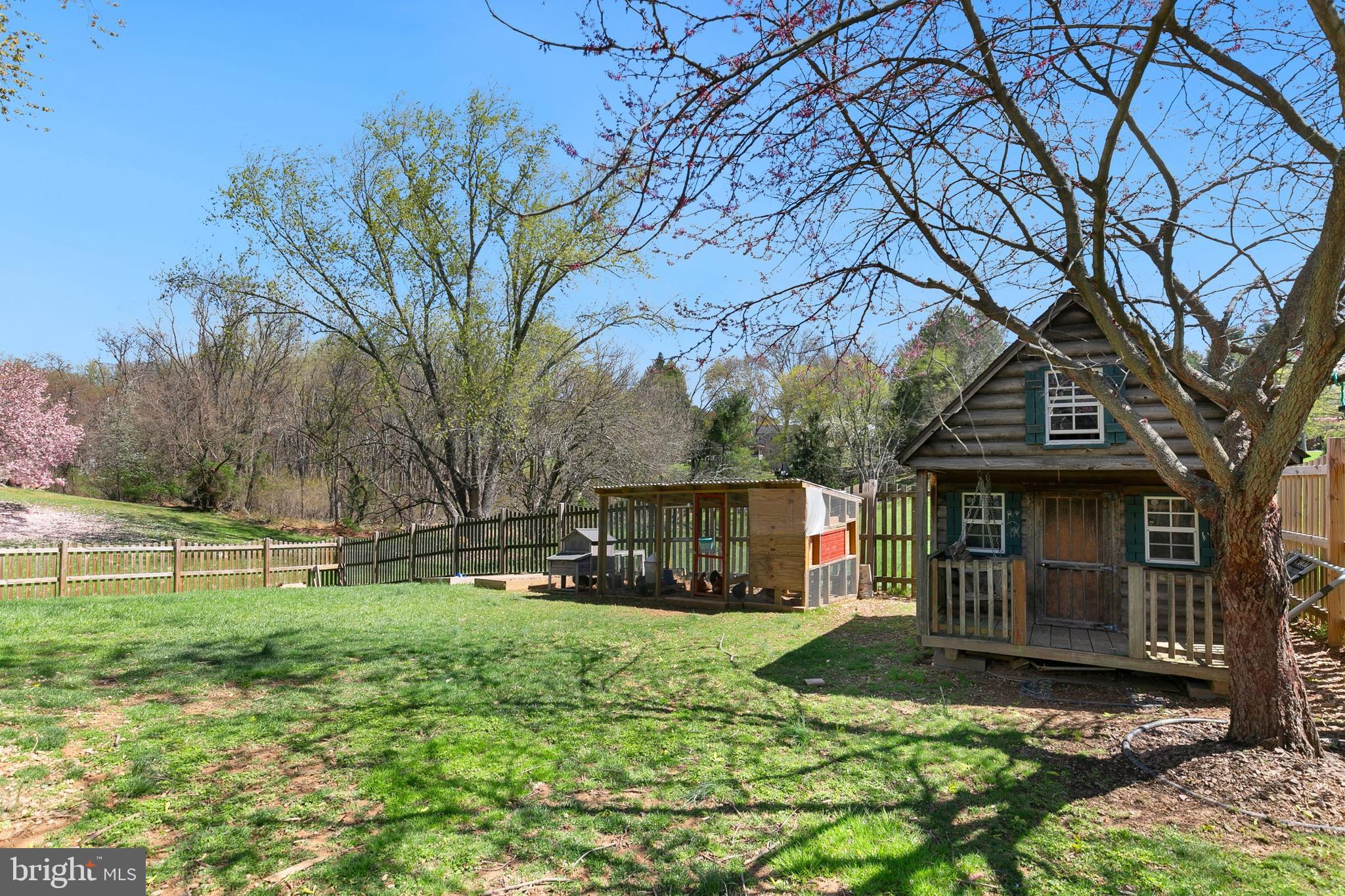 PARKSIDE - Residential