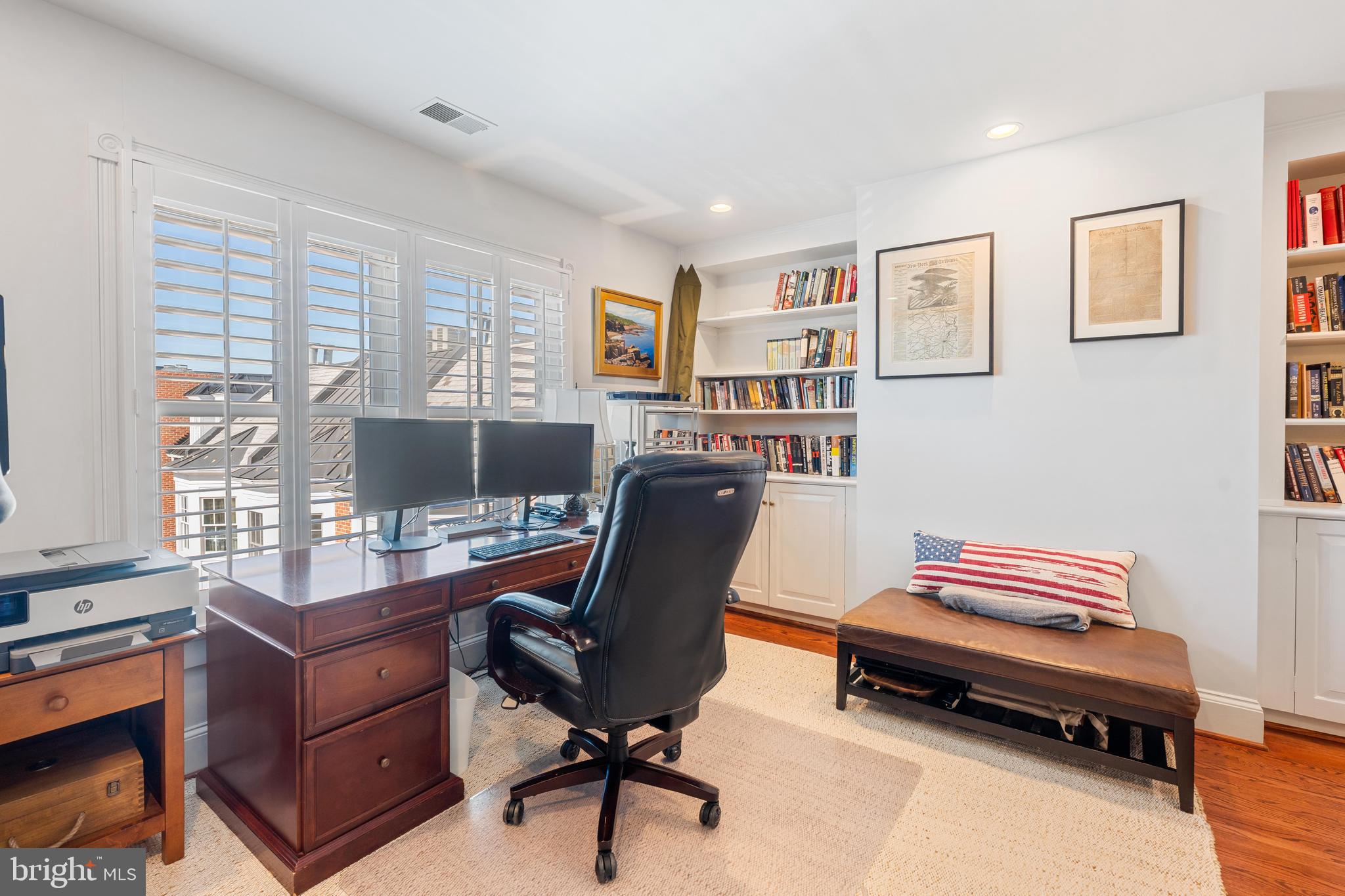 CHURCH SQUARE - Residential Lease