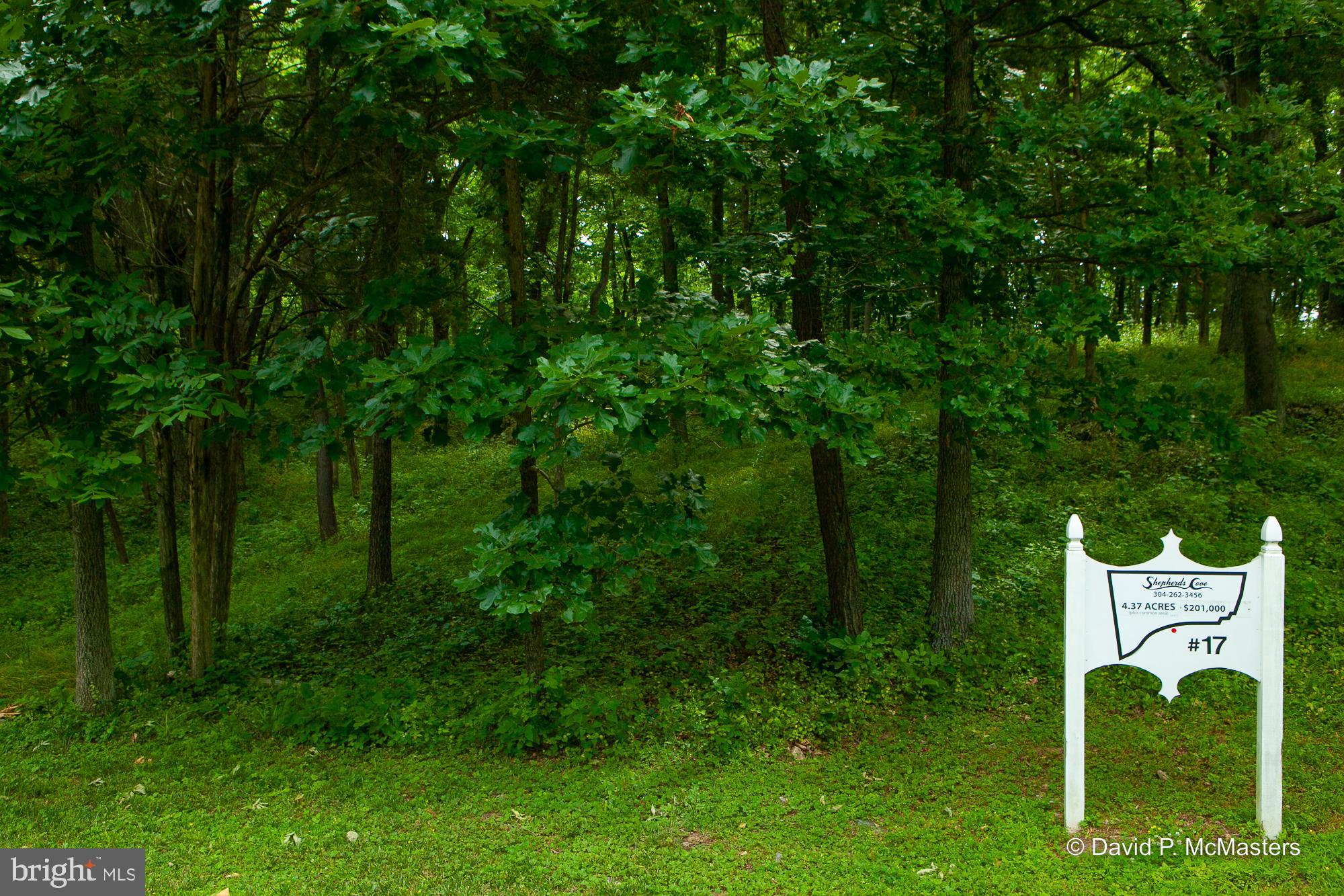 SHEPHERDS COVE - Land