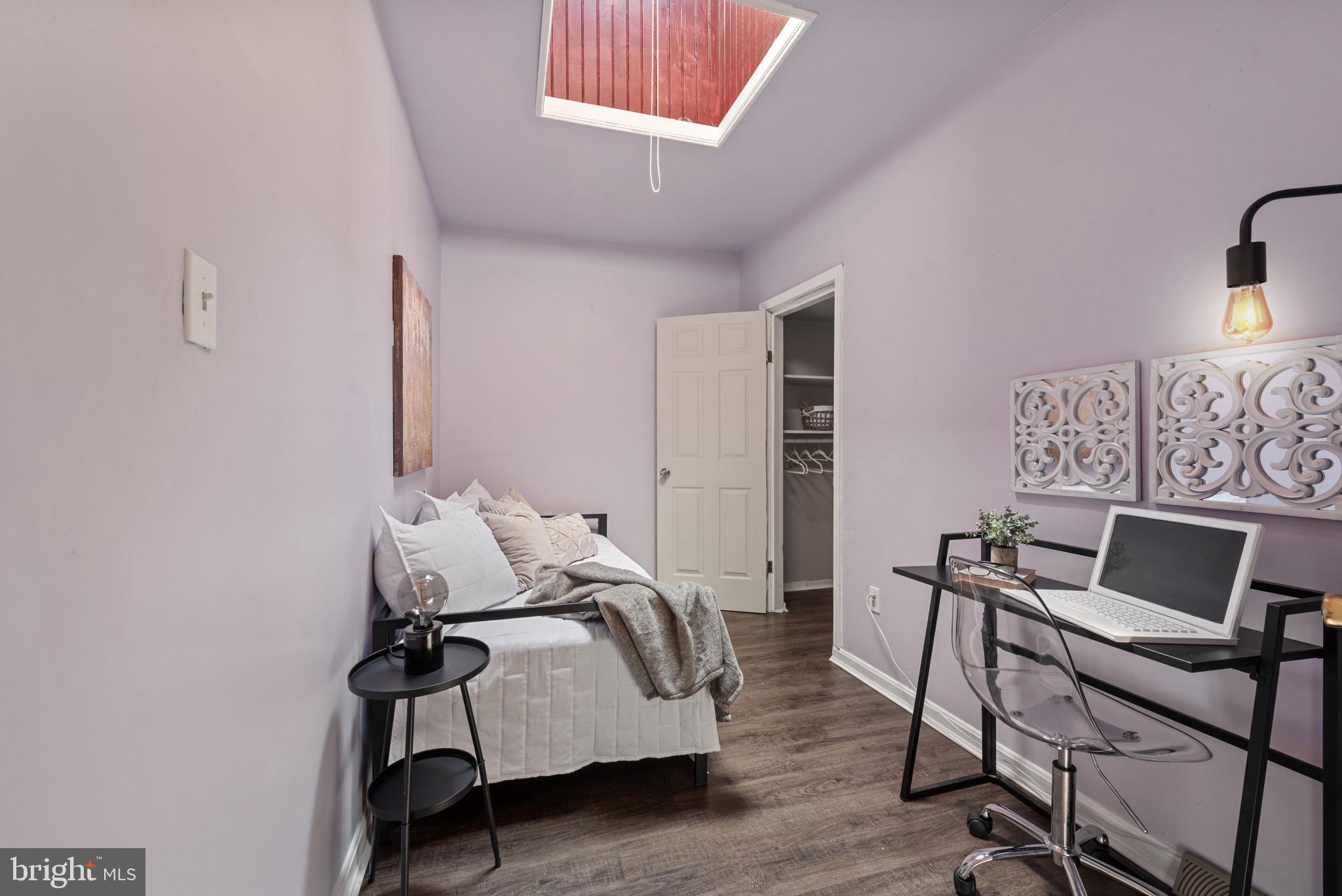 HAMPDEN HISTORIC DISTRICT - Residential