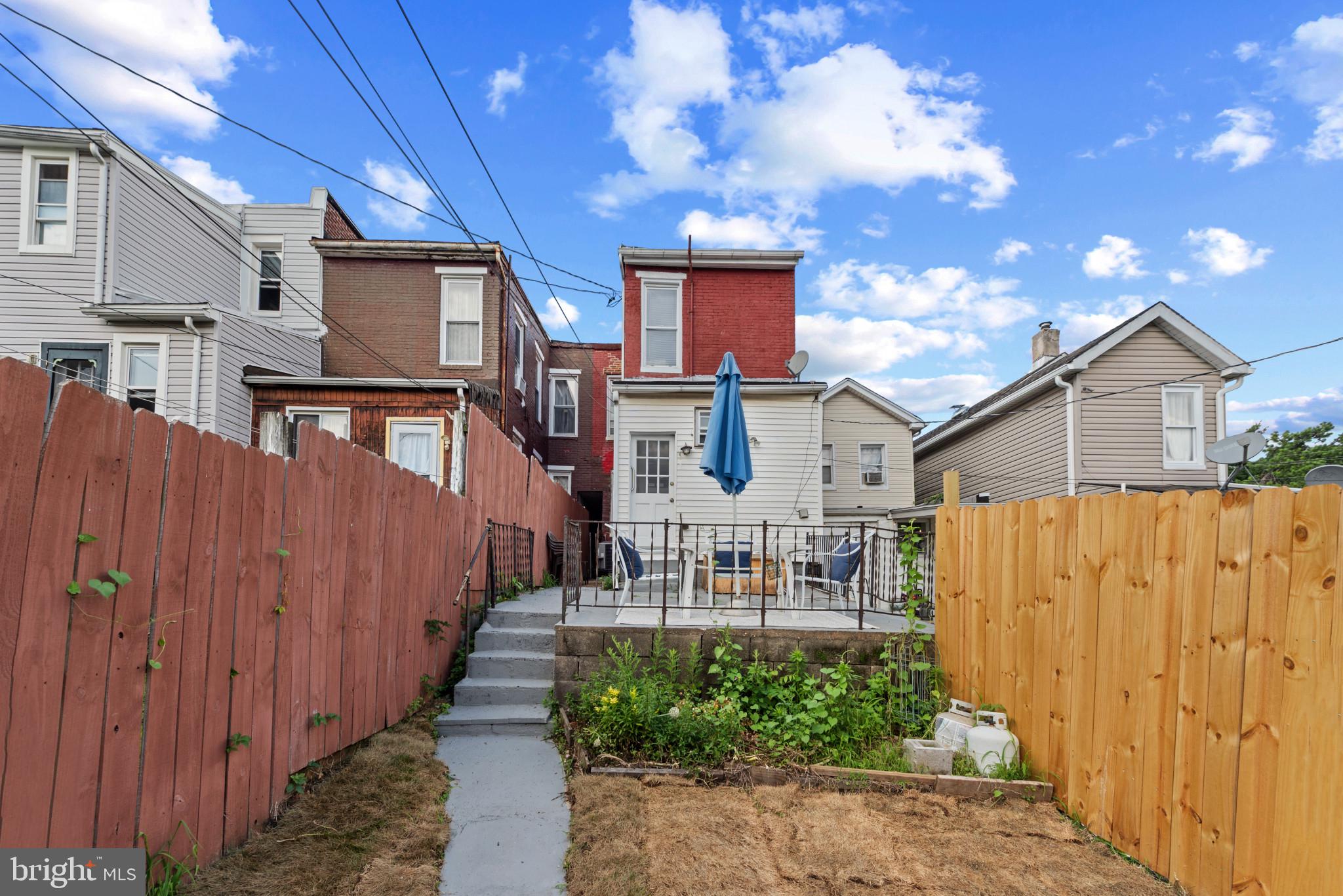 HAMPDEN HISTORIC DISTRICT - Residential