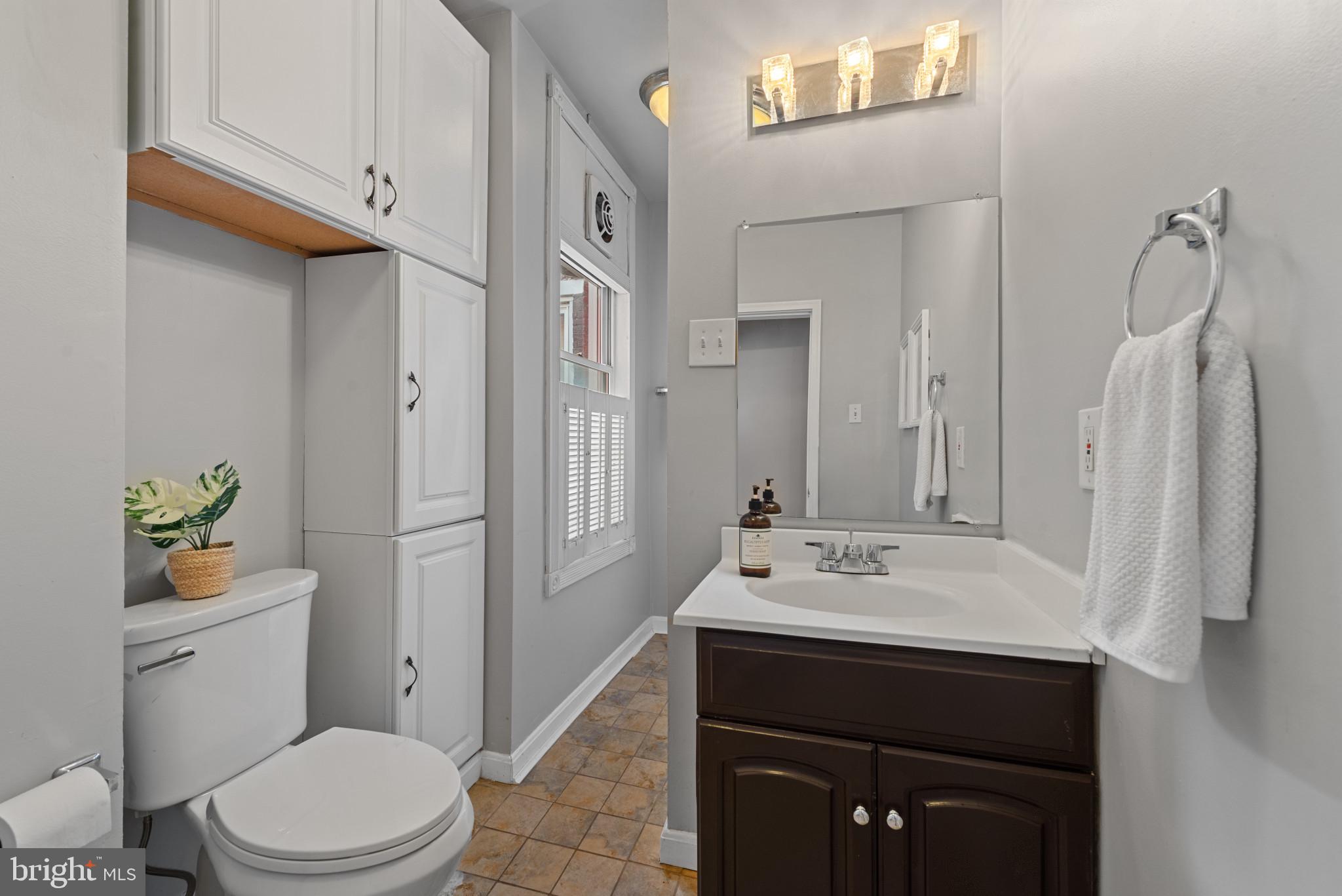 HAMPDEN HISTORIC DISTRICT - Residential