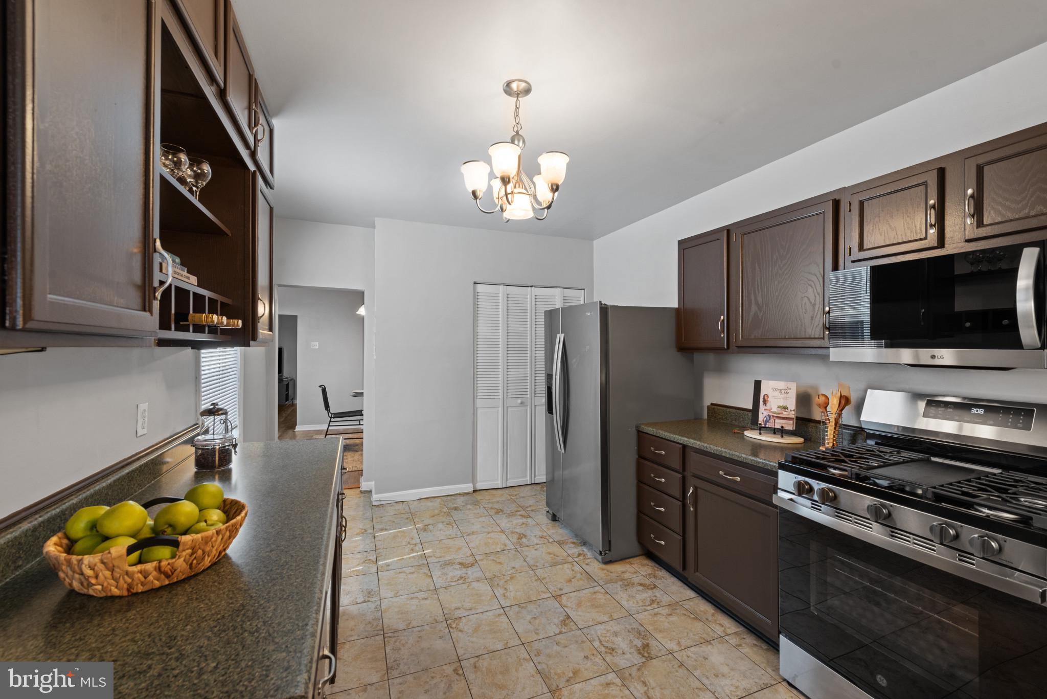 HAMPDEN HISTORIC DISTRICT - Residential