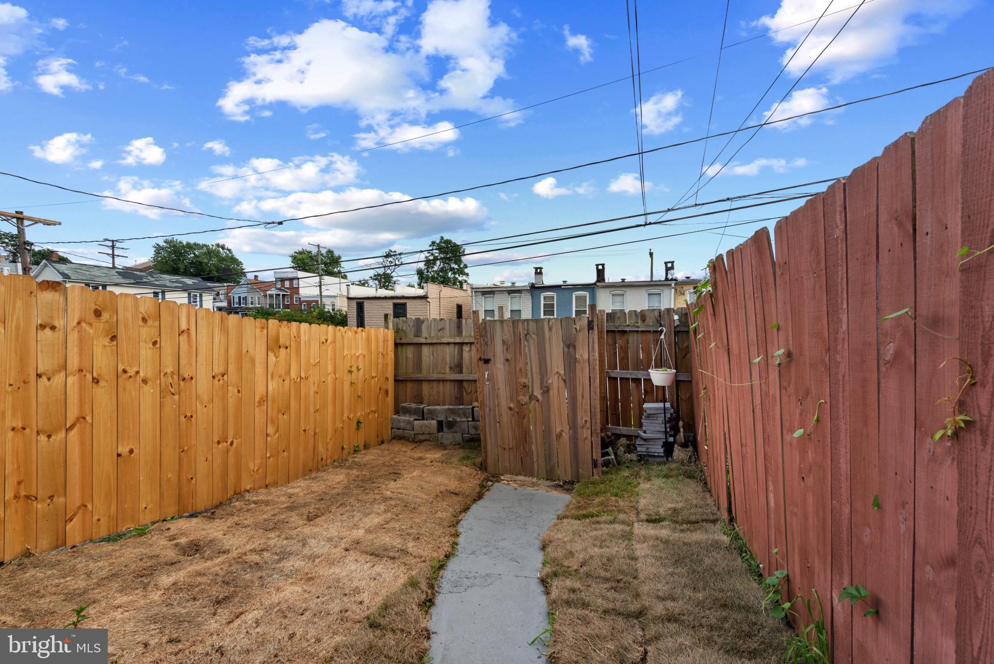 HAMPDEN HISTORIC DISTRICT - Residential