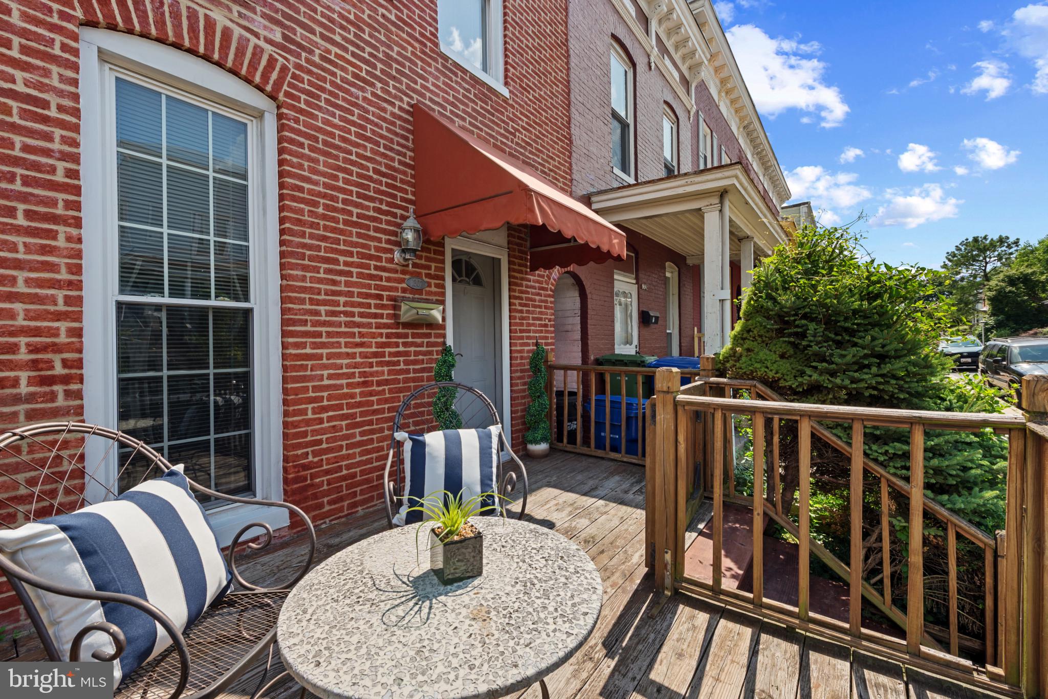 HAMPDEN HISTORIC DISTRICT - Residential