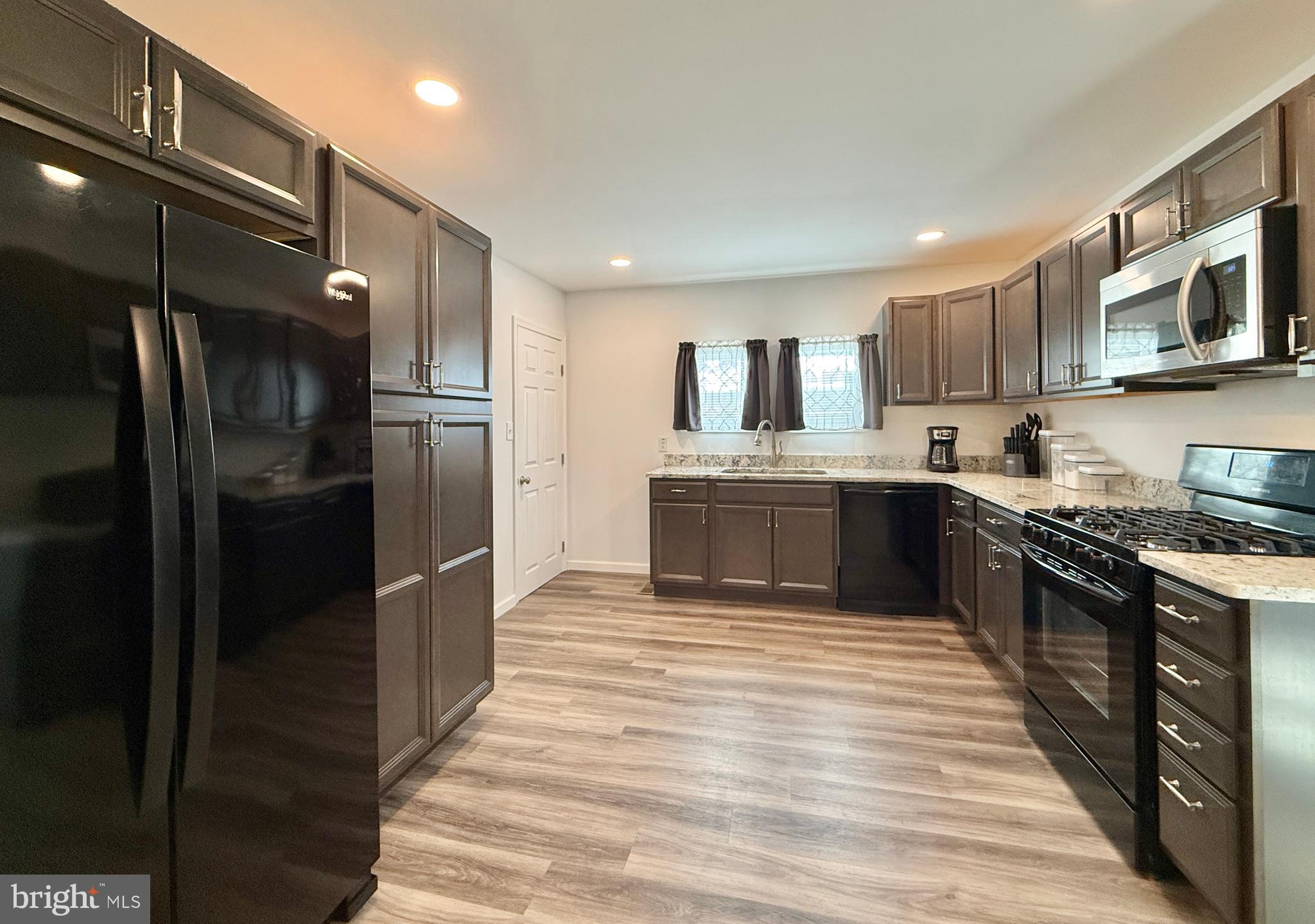 7122 JAMES MOORE ROAD