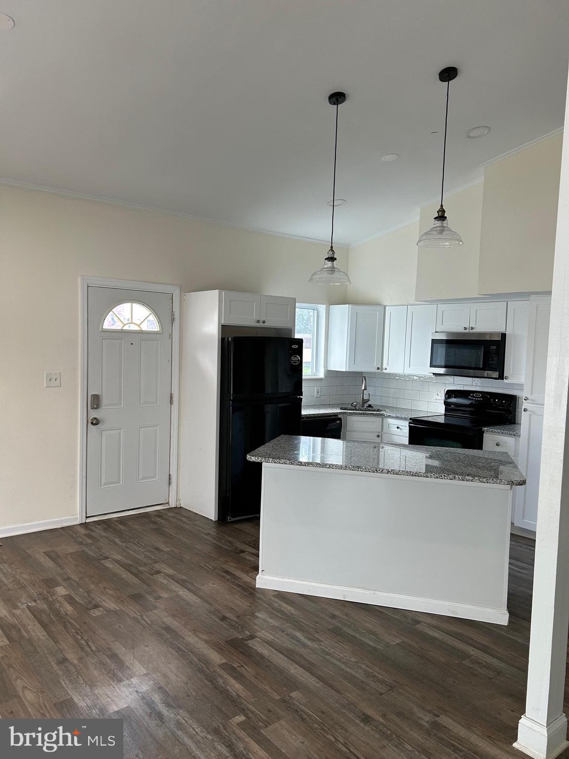 BELLE FARM ESTATES - Residential