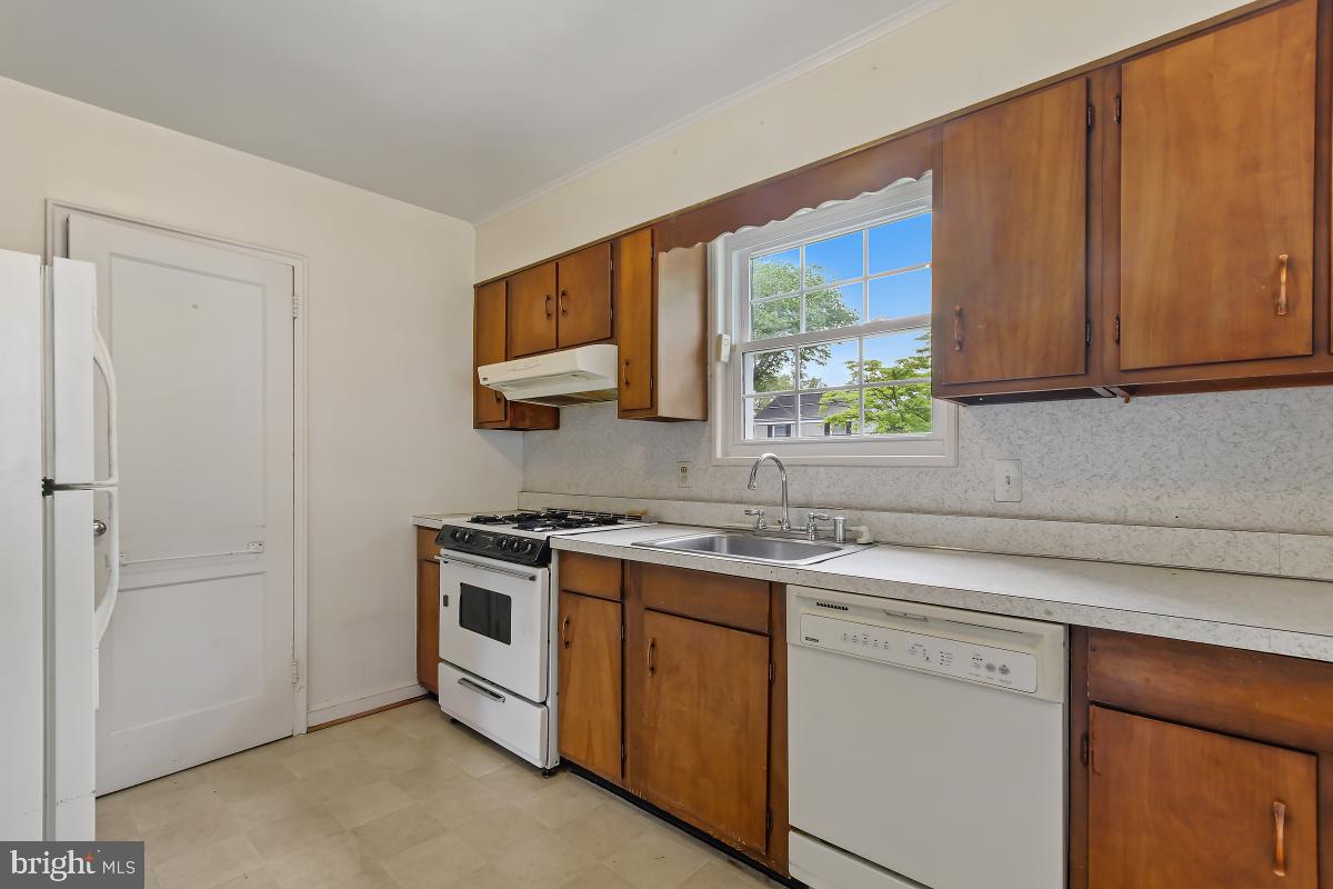 GREENWICH FOREST - Residential