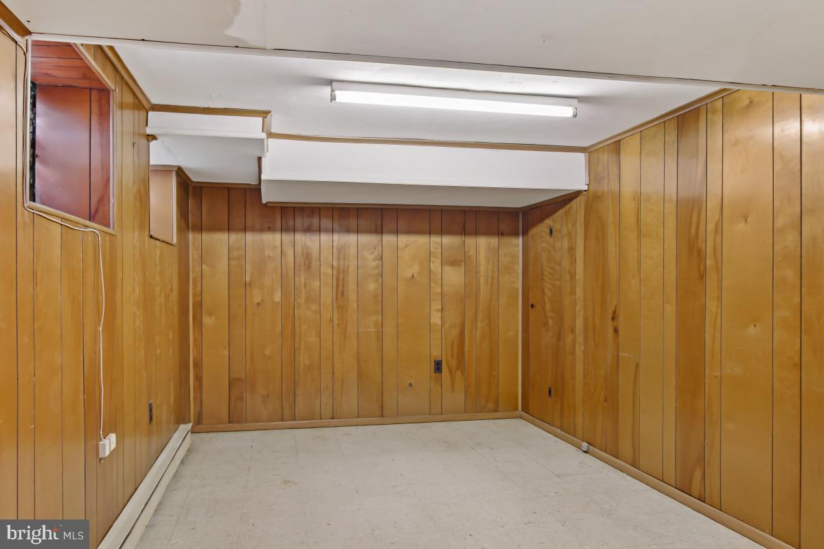 GREENWICH FOREST - Residential