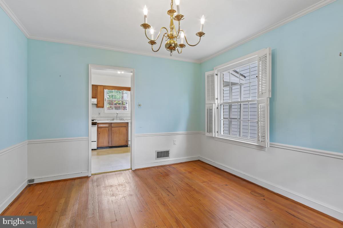 GREENWICH FOREST - Residential