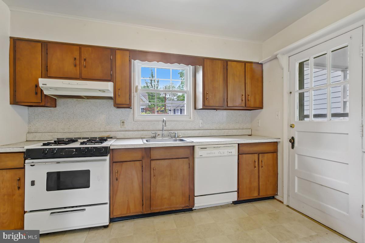 GREENWICH FOREST - Residential