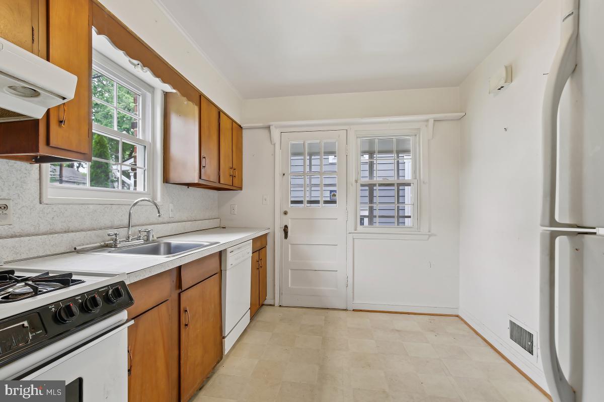 GREENWICH FOREST - Residential