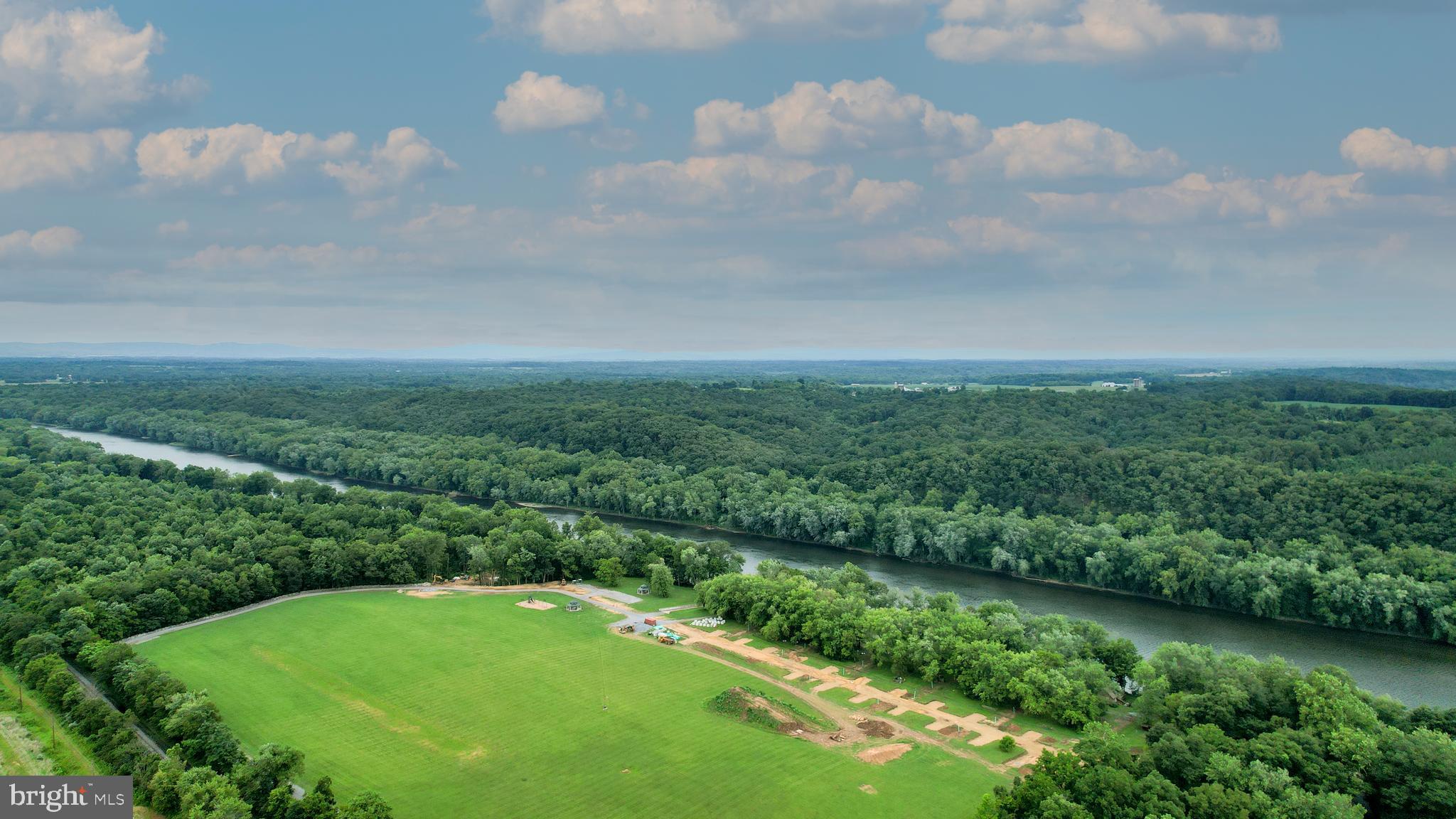 BROOKFIELD - Residential