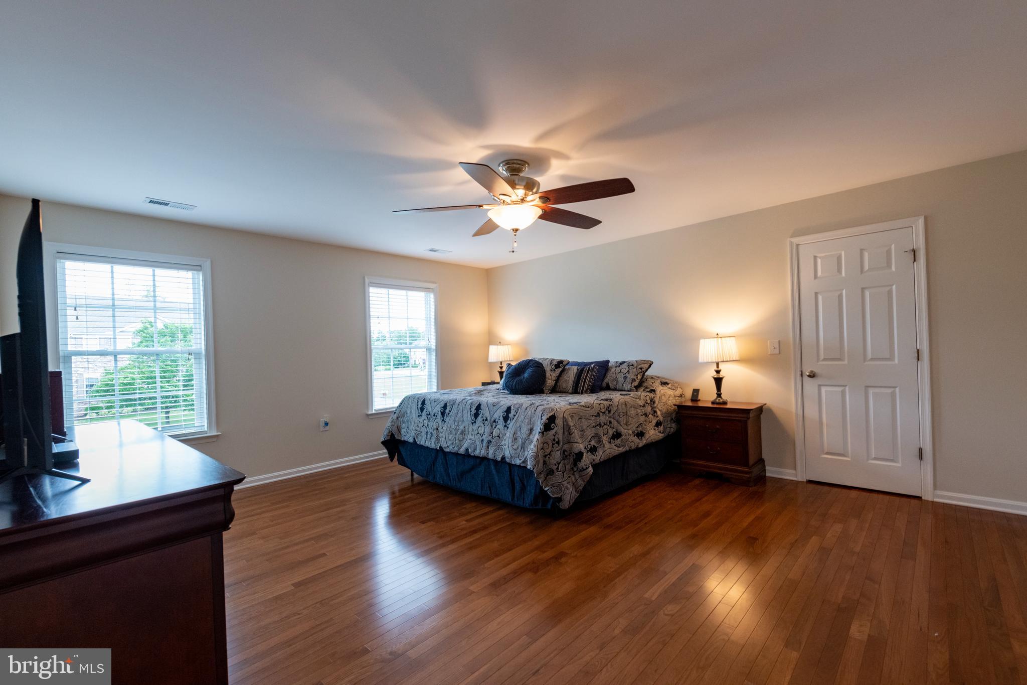 BROOKFIELD - Residential