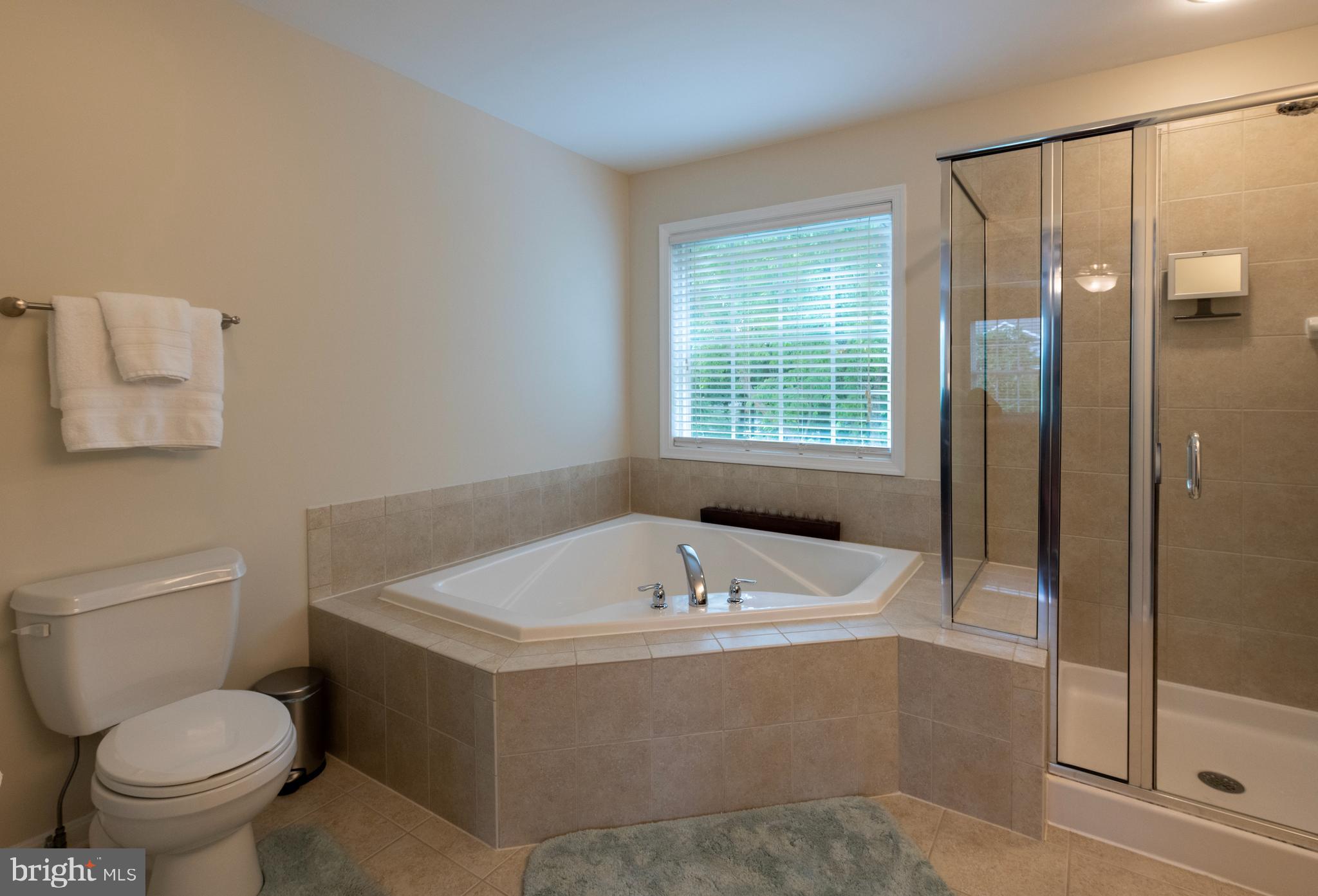 BROOKFIELD - Residential