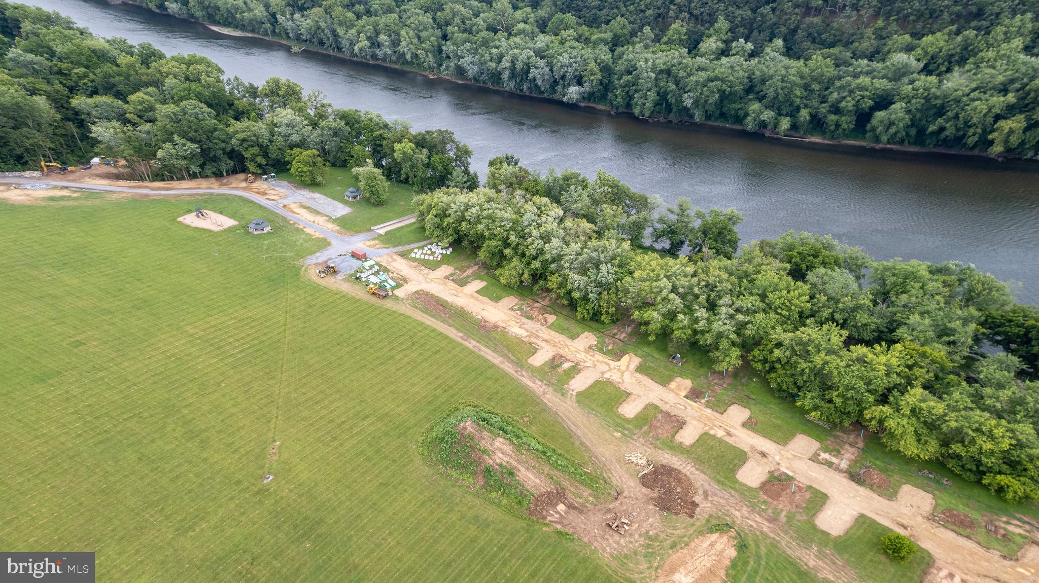 BROOKFIELD - Residential