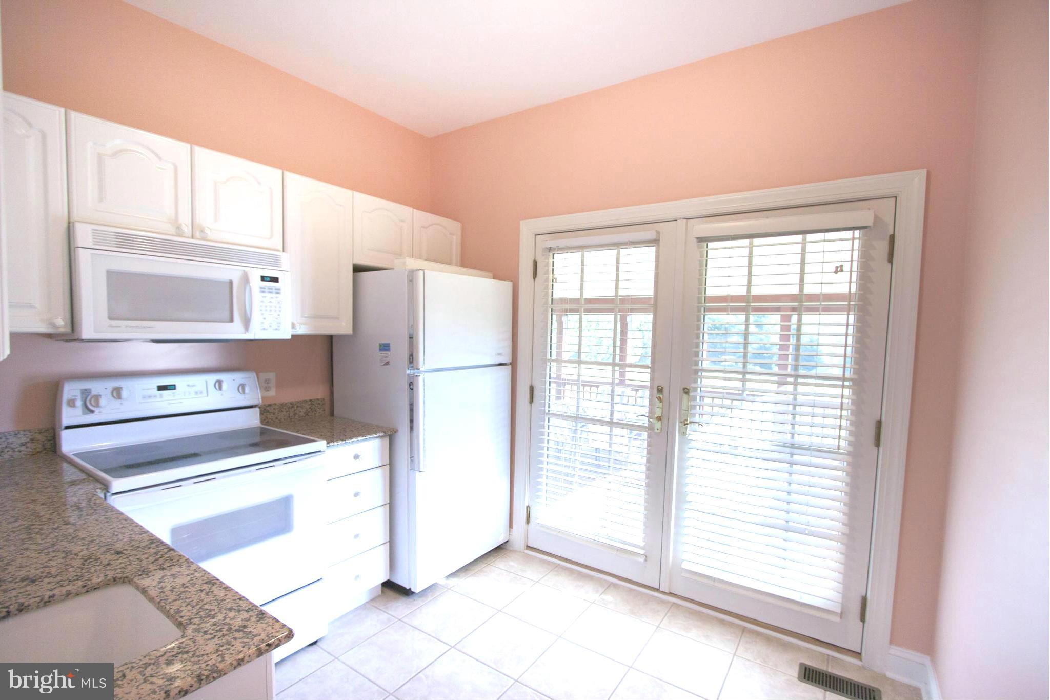 TODD LAKES - Residential