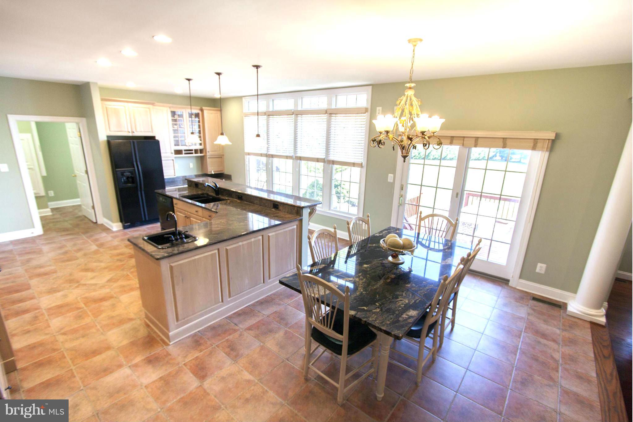 TODD LAKES - Residential