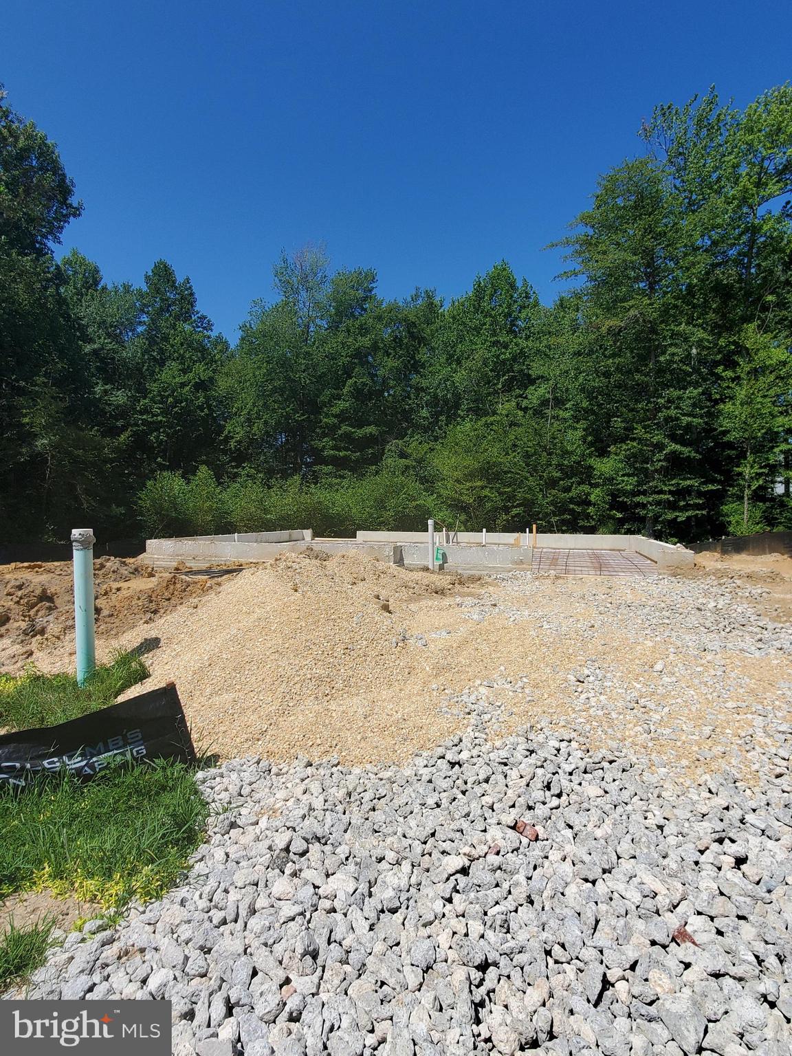 ELIZABETH HILLS PHASE 4 - Residential