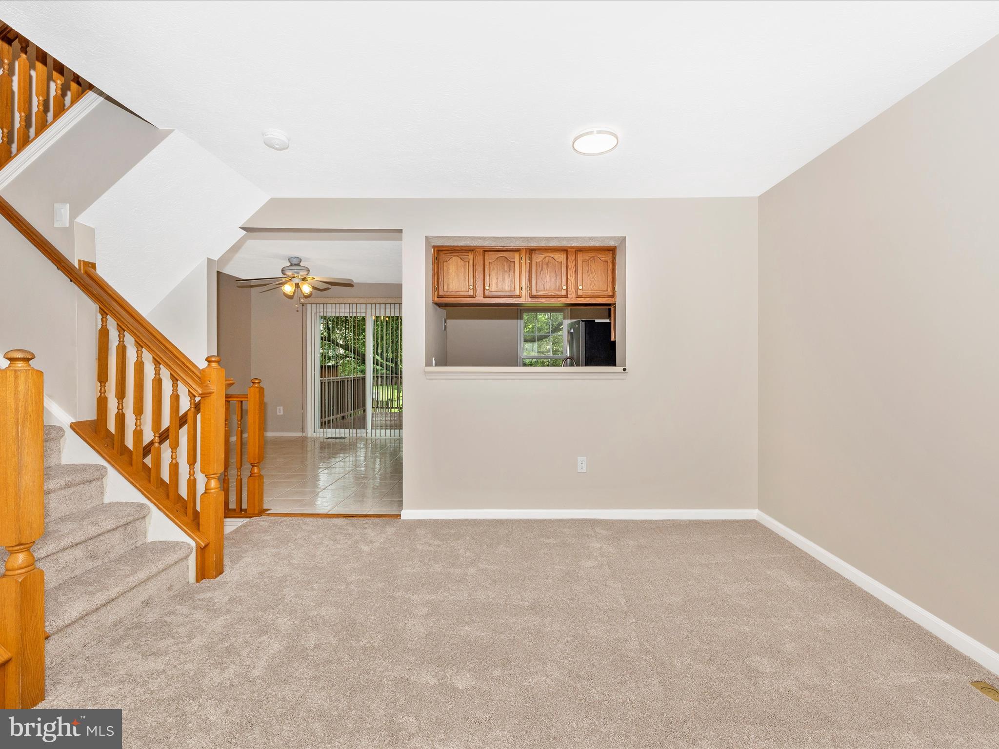 5220 EARLES COURT