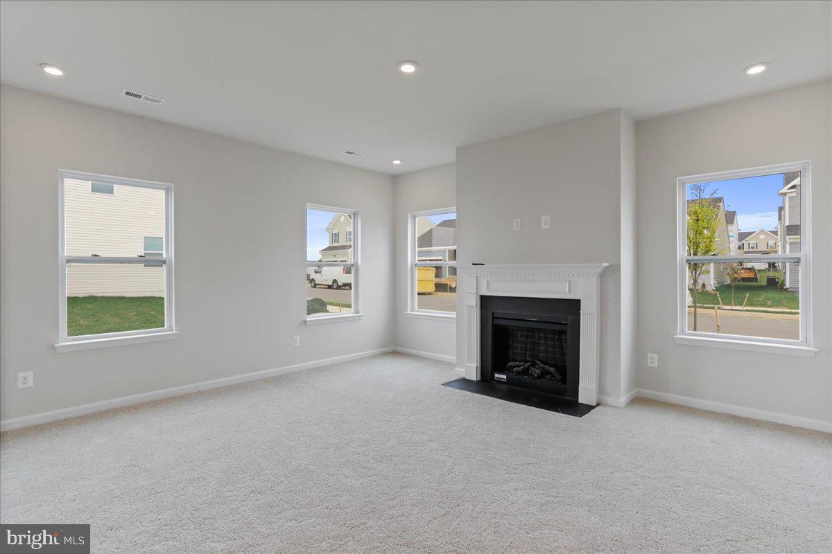 HUNTWELL WEST - Residential Lease