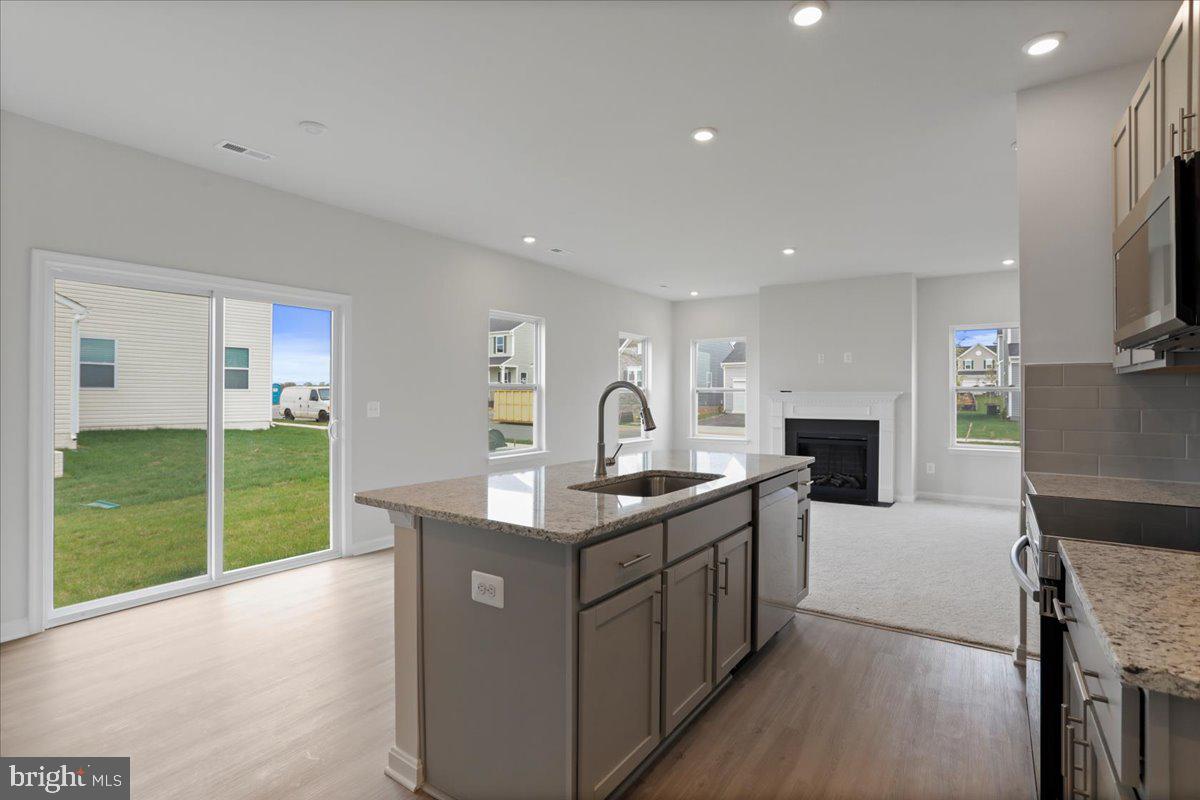 HUNTWELL WEST - Residential Lease