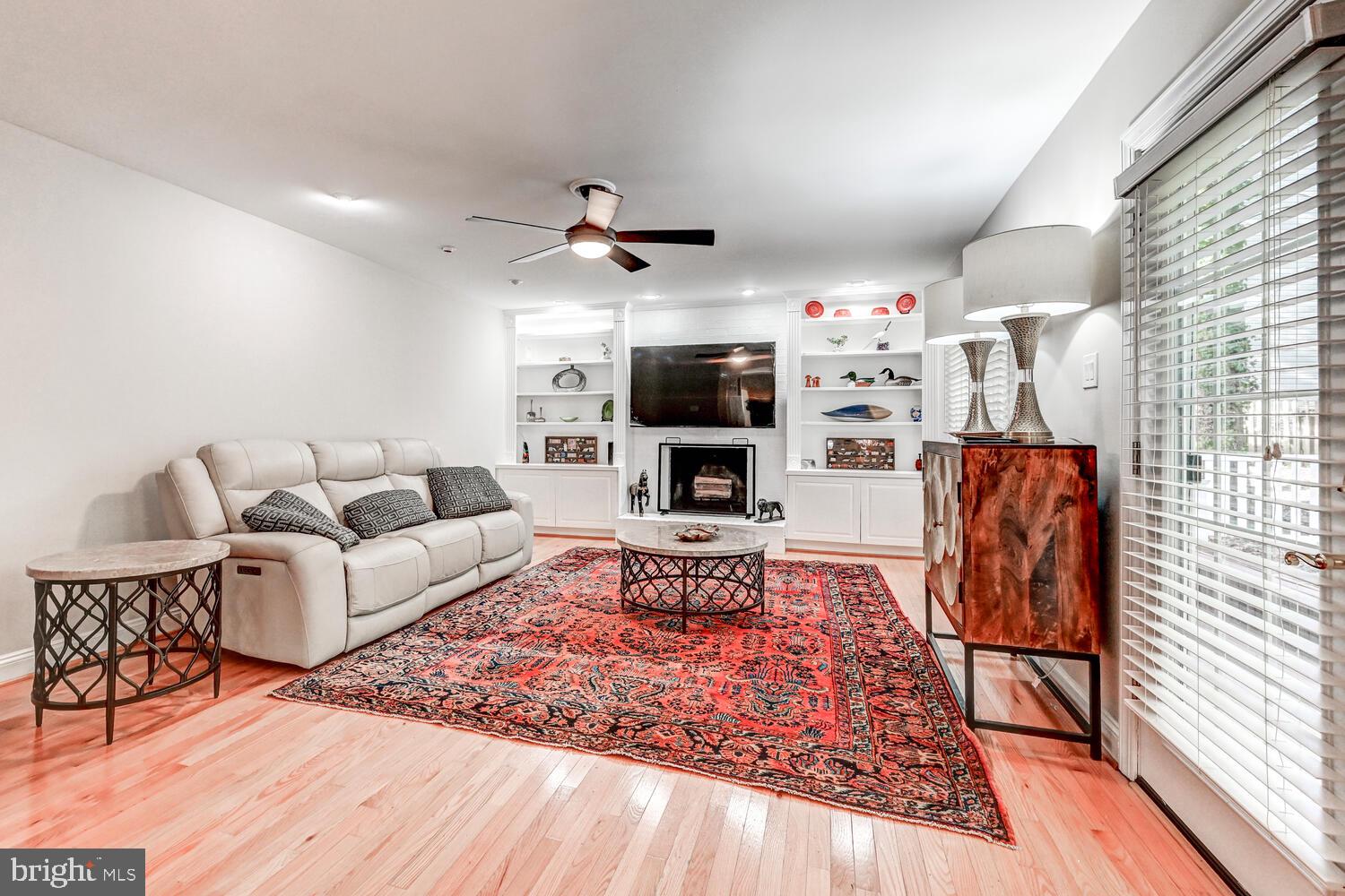 SEMINARY OVERLOOK - Residential