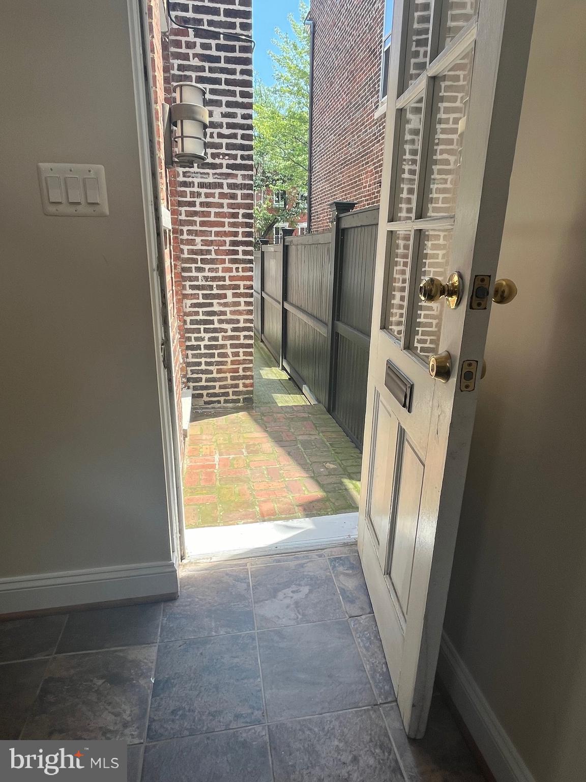 109 S COLUMBUS STREET S APT. A