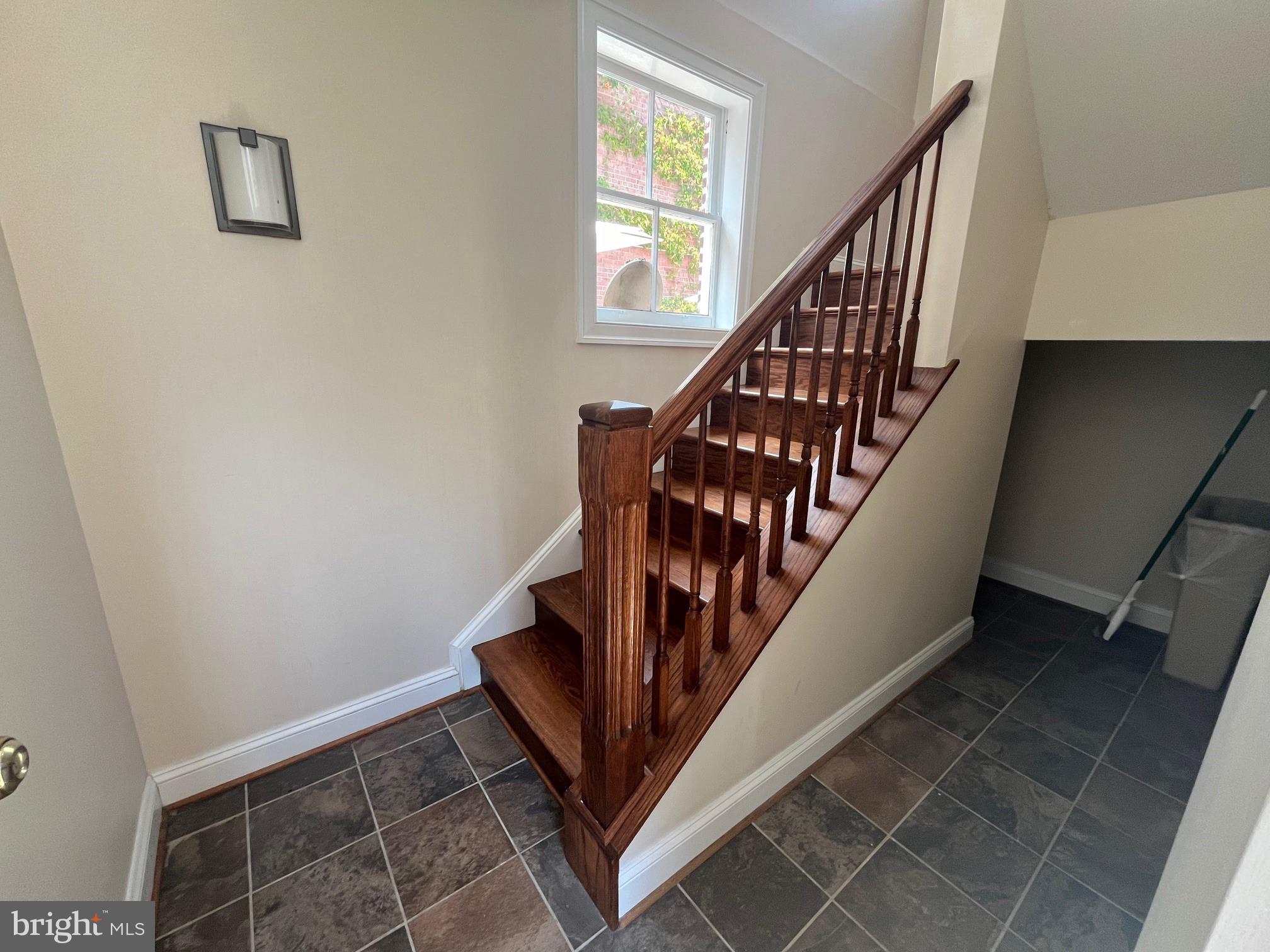 109 S COLUMBUS STREET S APT. A