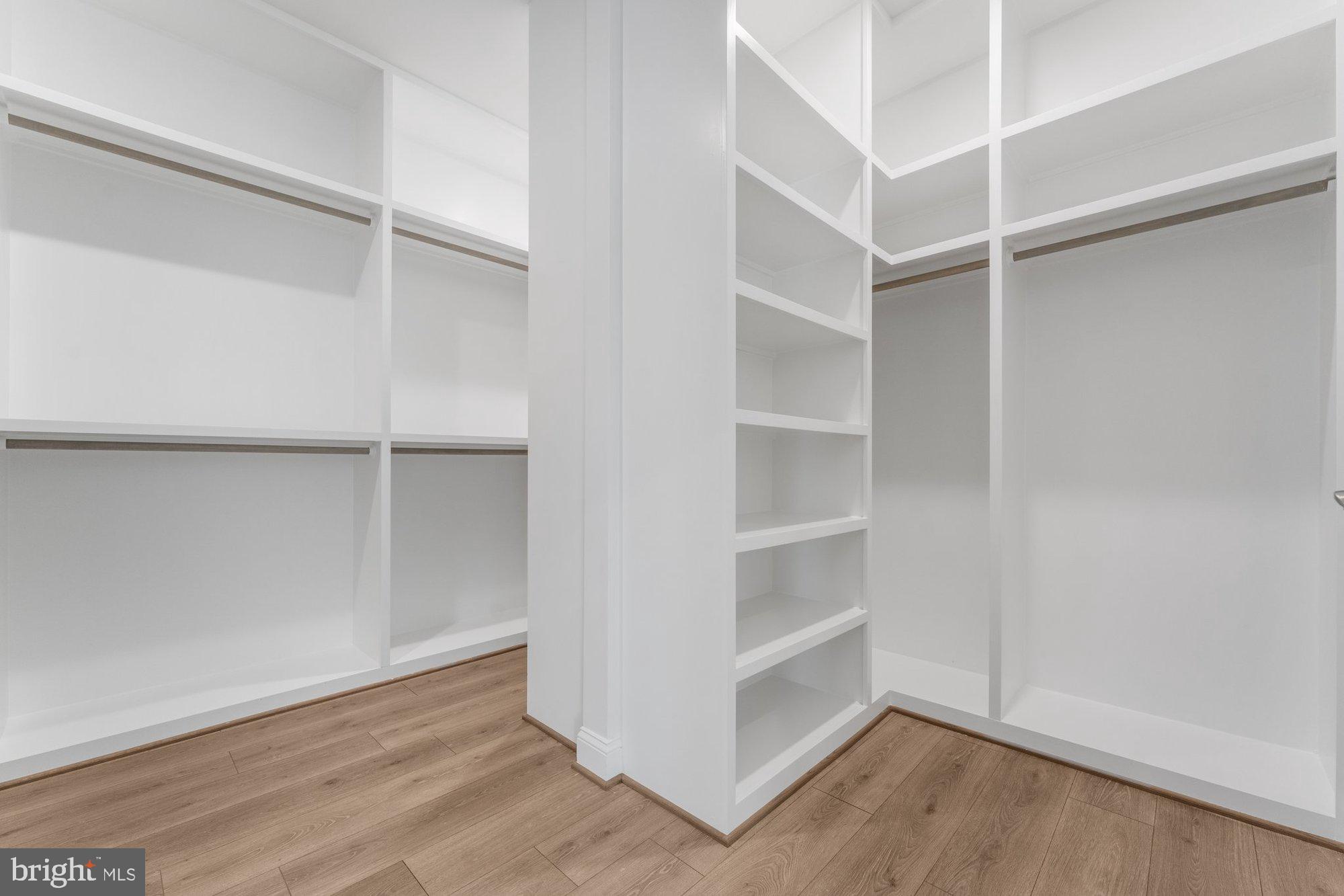 SPRING LAKE - Residential