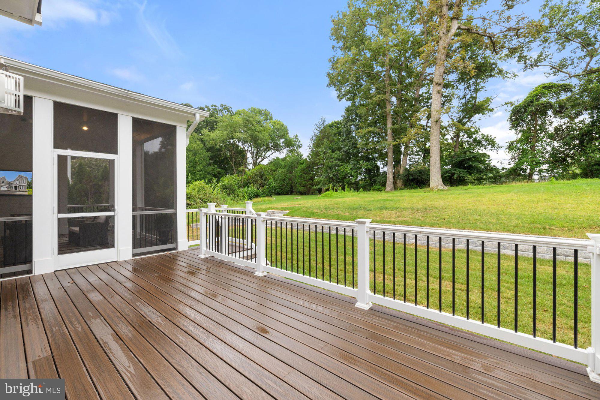 SPRING LAKE - Residential