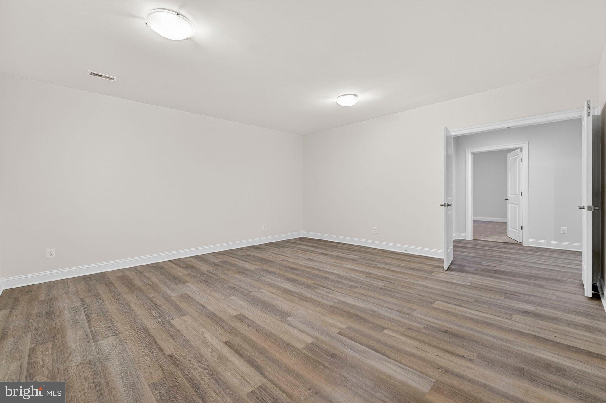 SPRING LAKE - Residential