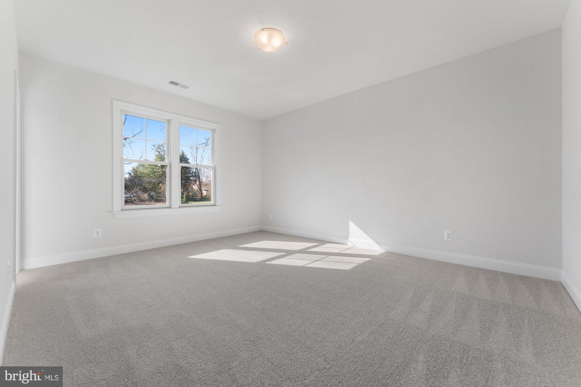 SPRING LAKE - Residential