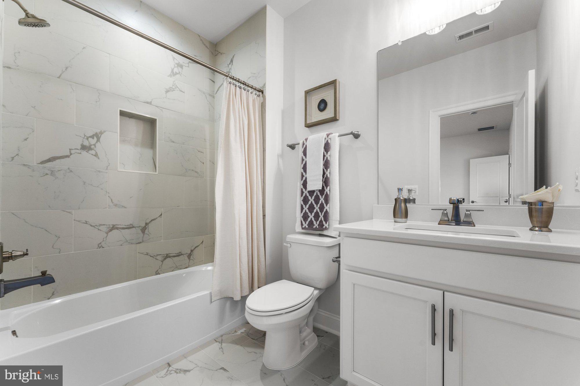 SPRING LAKE - Residential