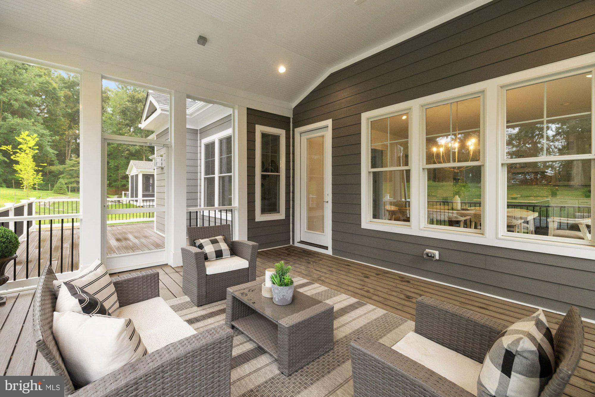 SPRING LAKE - Residential