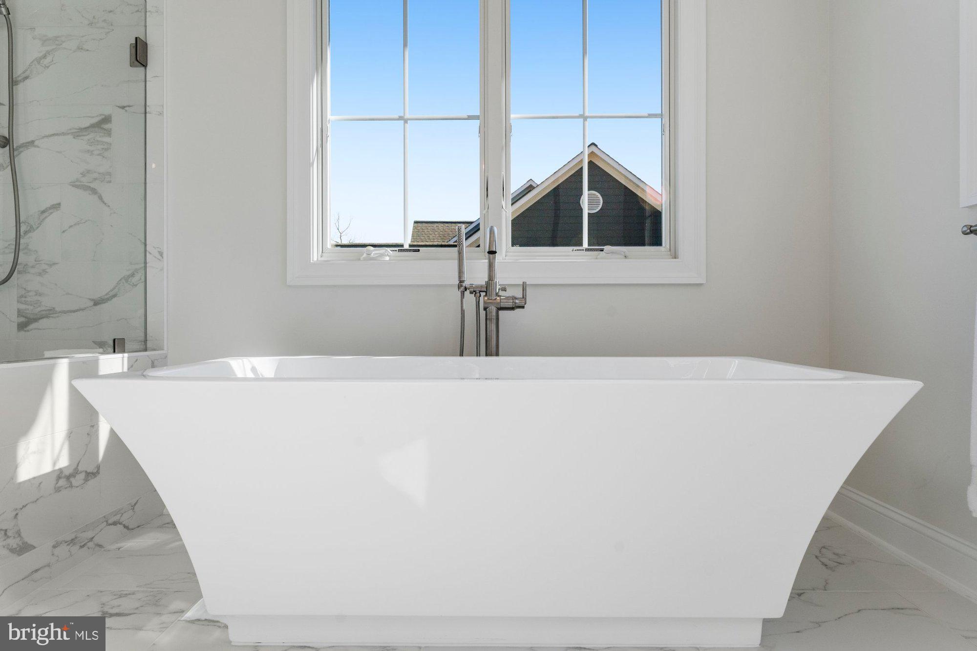 SPRING LAKE - Residential