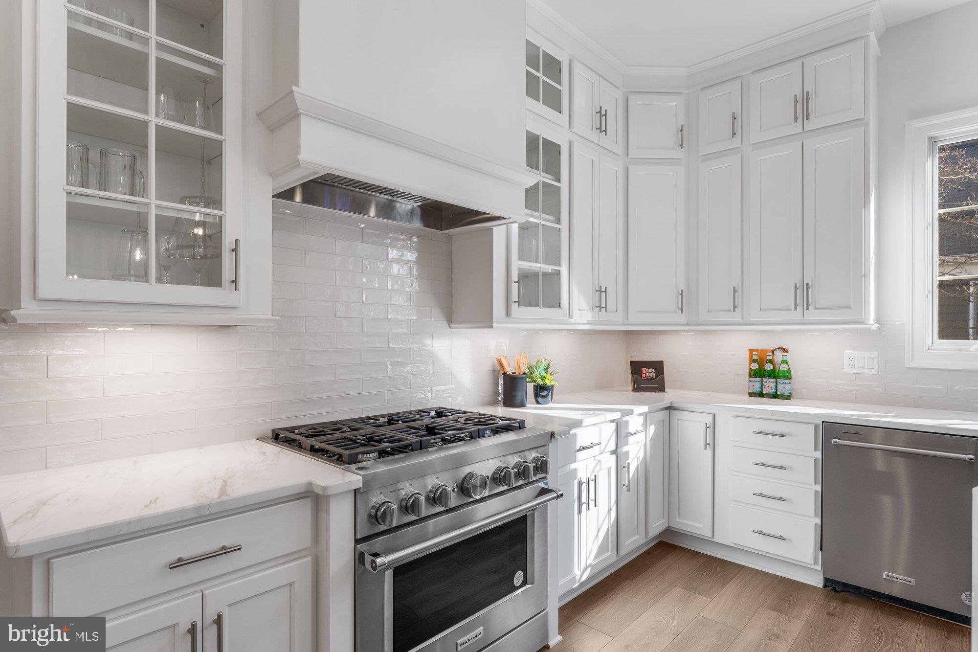 SPRING LAKE - Residential