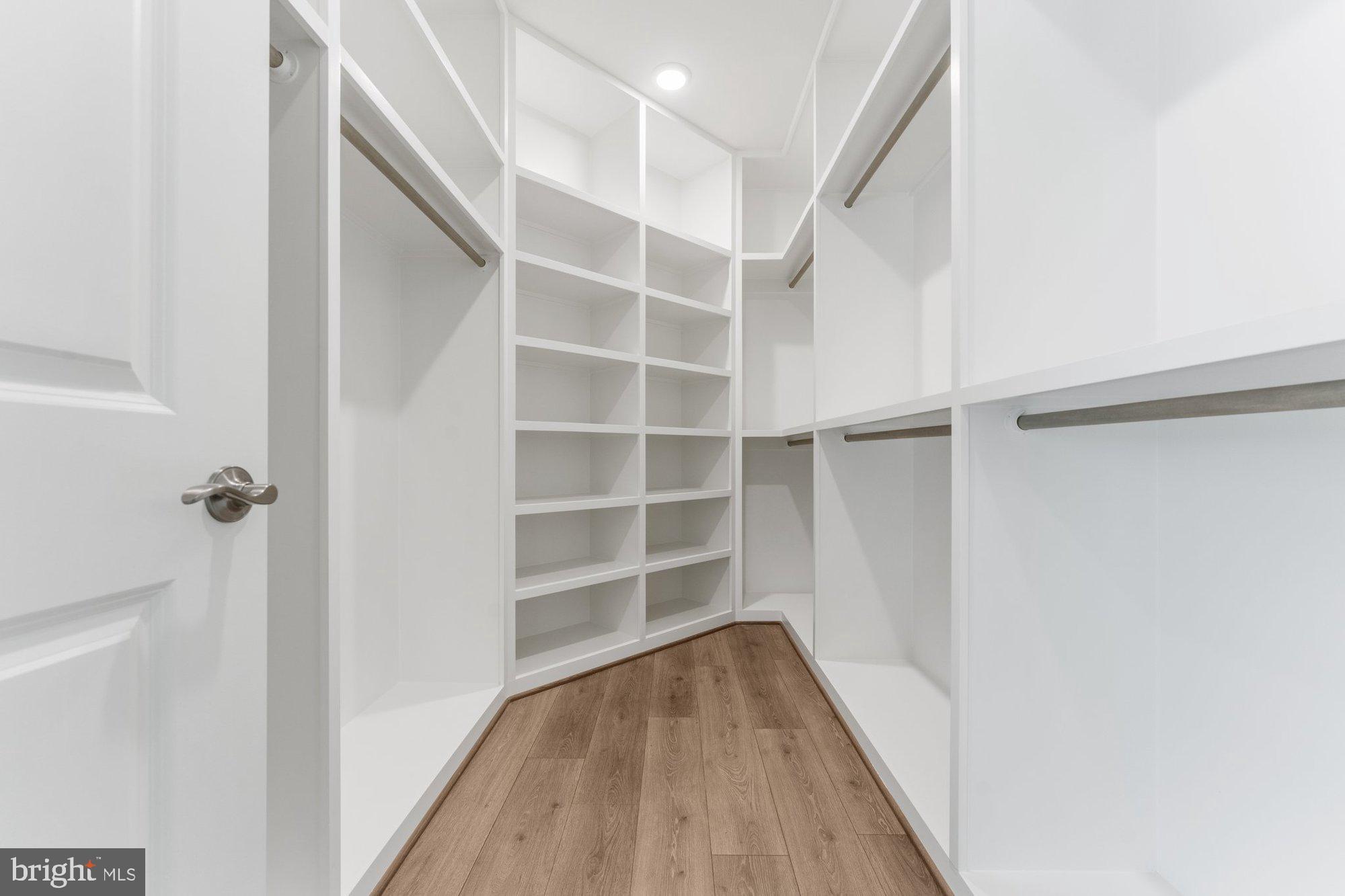 SPRING LAKE - Residential