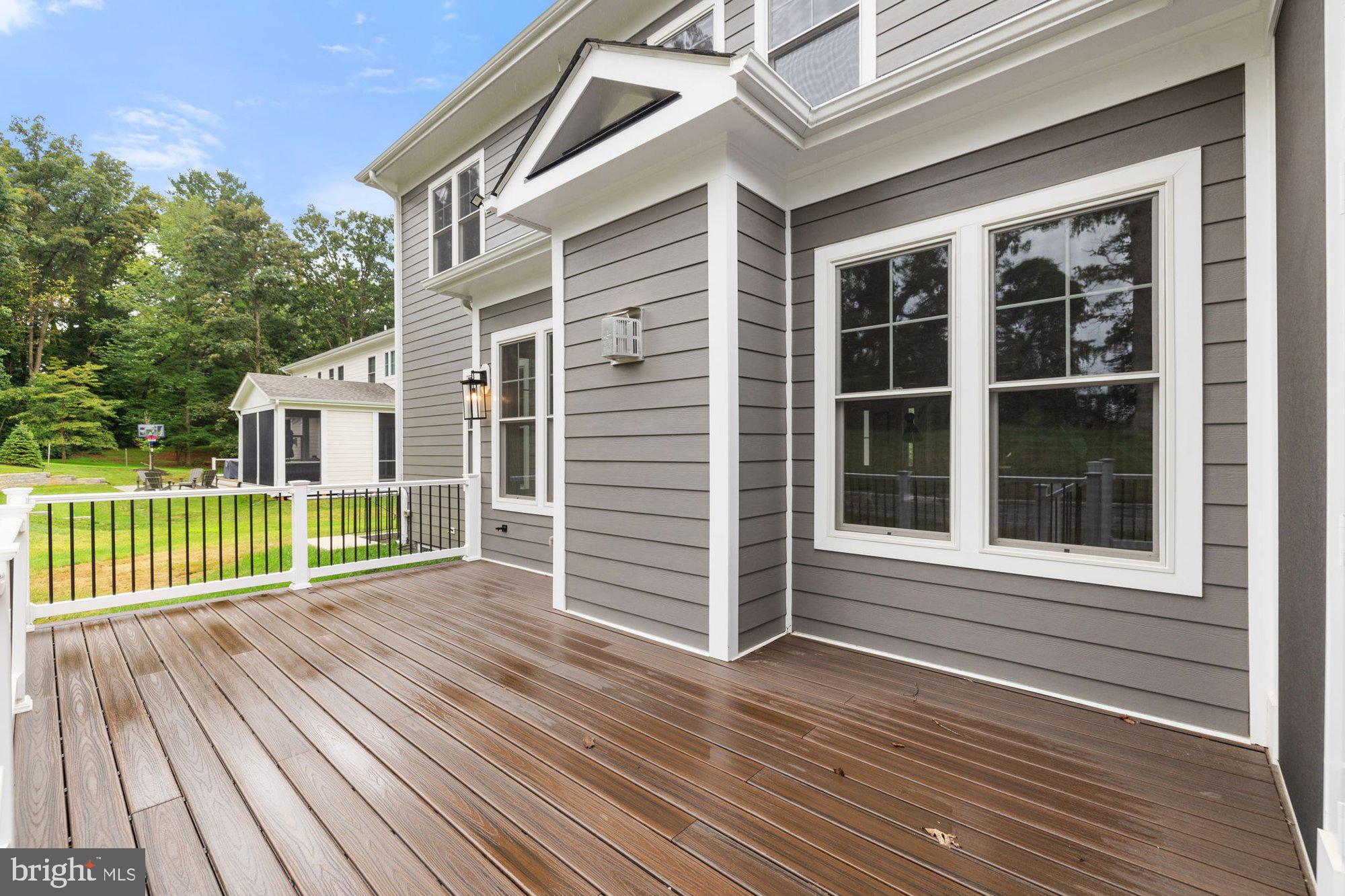 SPRING LAKE - Residential