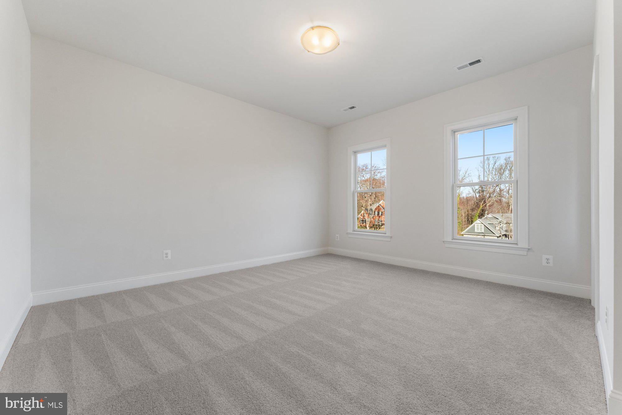 SPRING LAKE - Residential