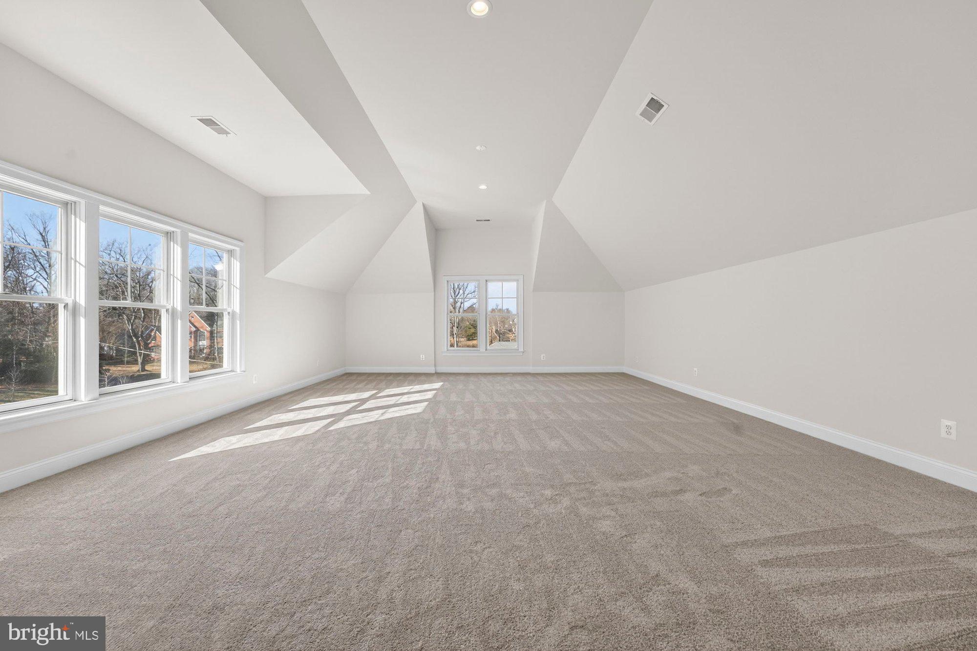 SPRING LAKE - Residential