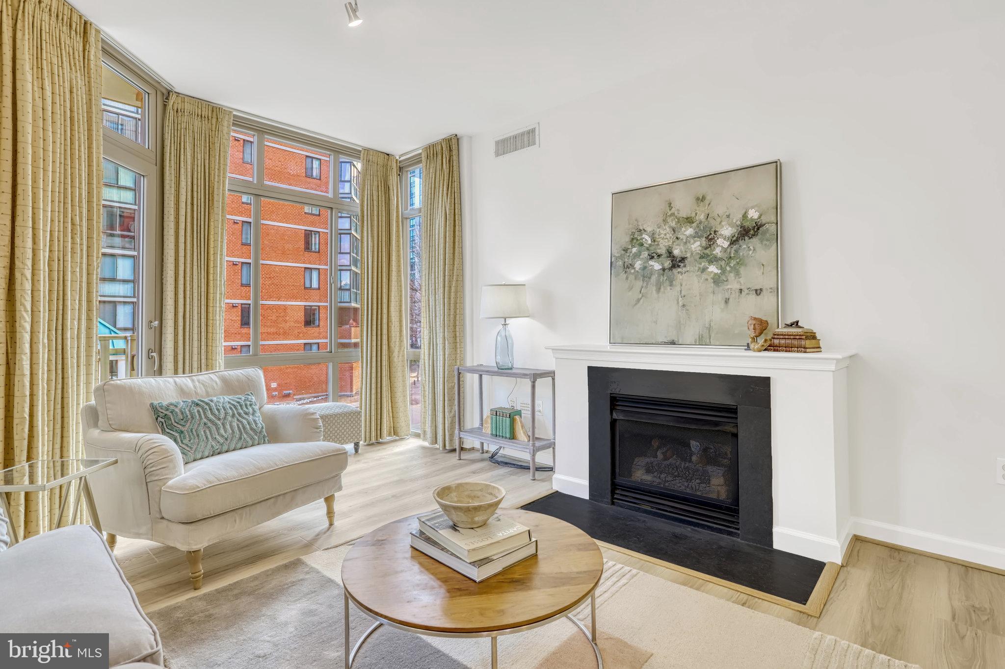 BERKELEY AT BALLSTON - Residential