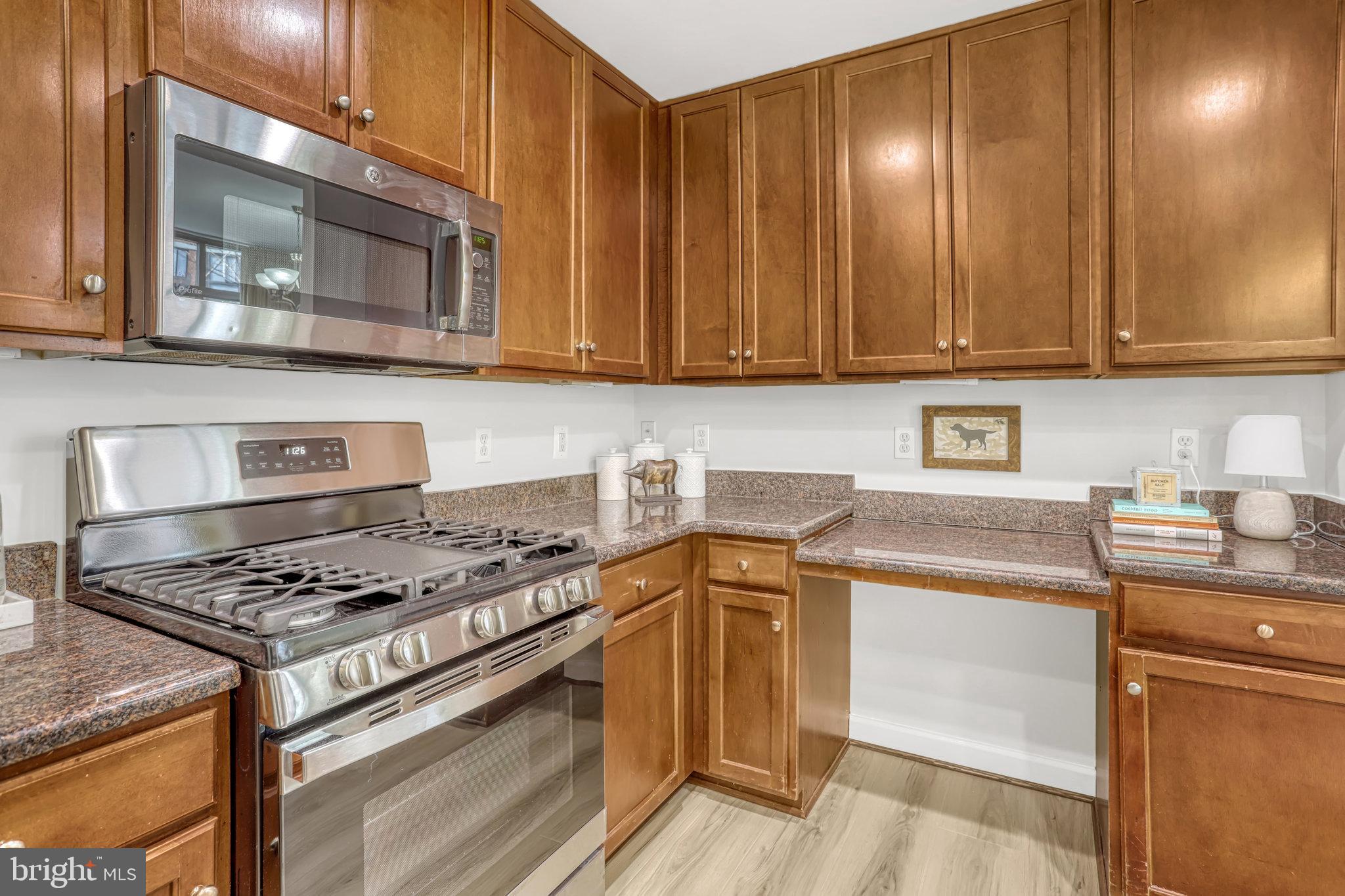 BERKELEY AT BALLSTON - Residential