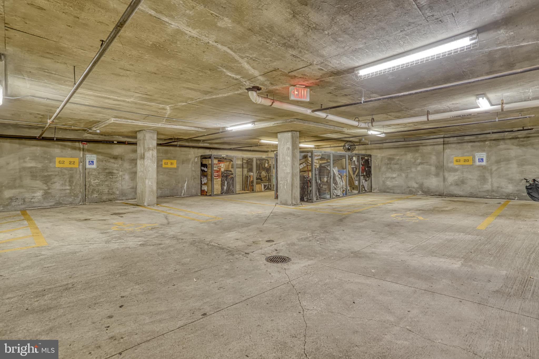 BERKELEY AT BALLSTON - Residential