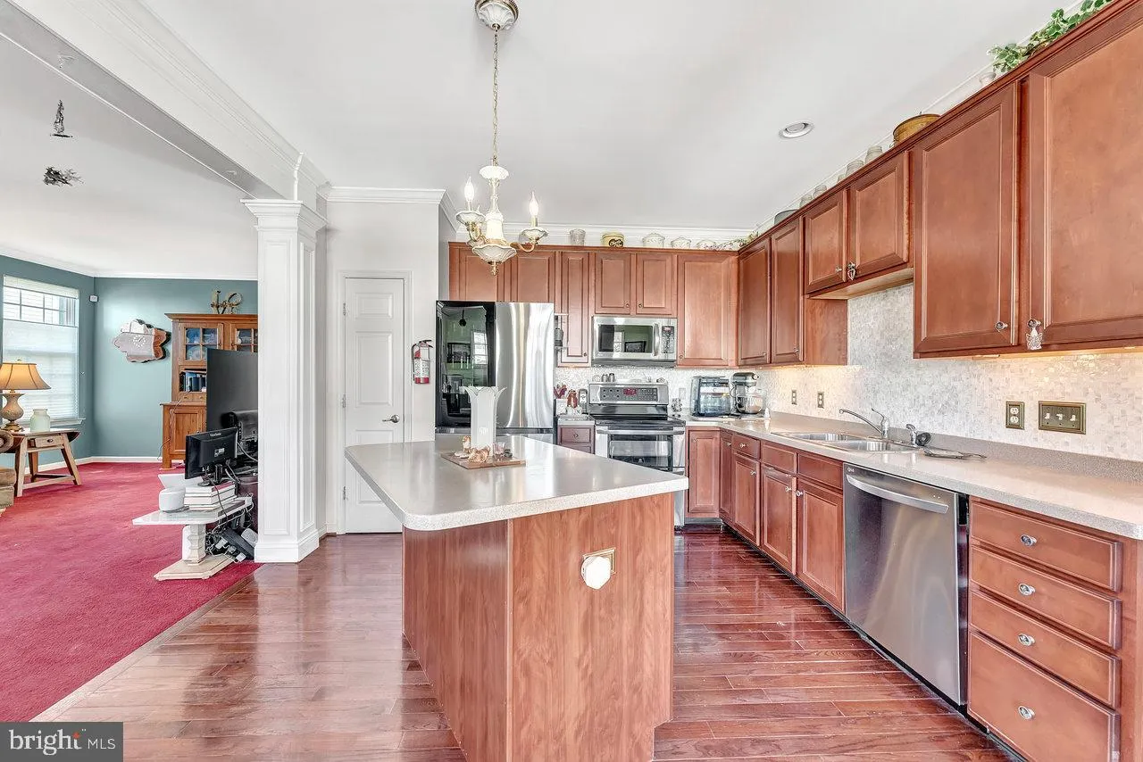Swedesboro, New Jersey 08085, United States, 4 Bedrooms Bedrooms, ,3 BathroomsBathrooms,Residential,Pending,33753
